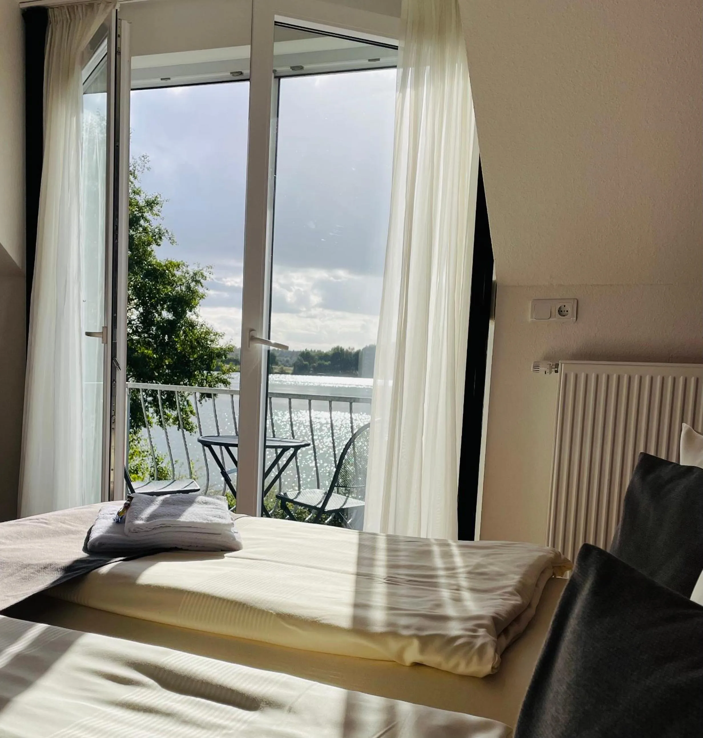 Lake view, Bed in Haus am See Haselünne