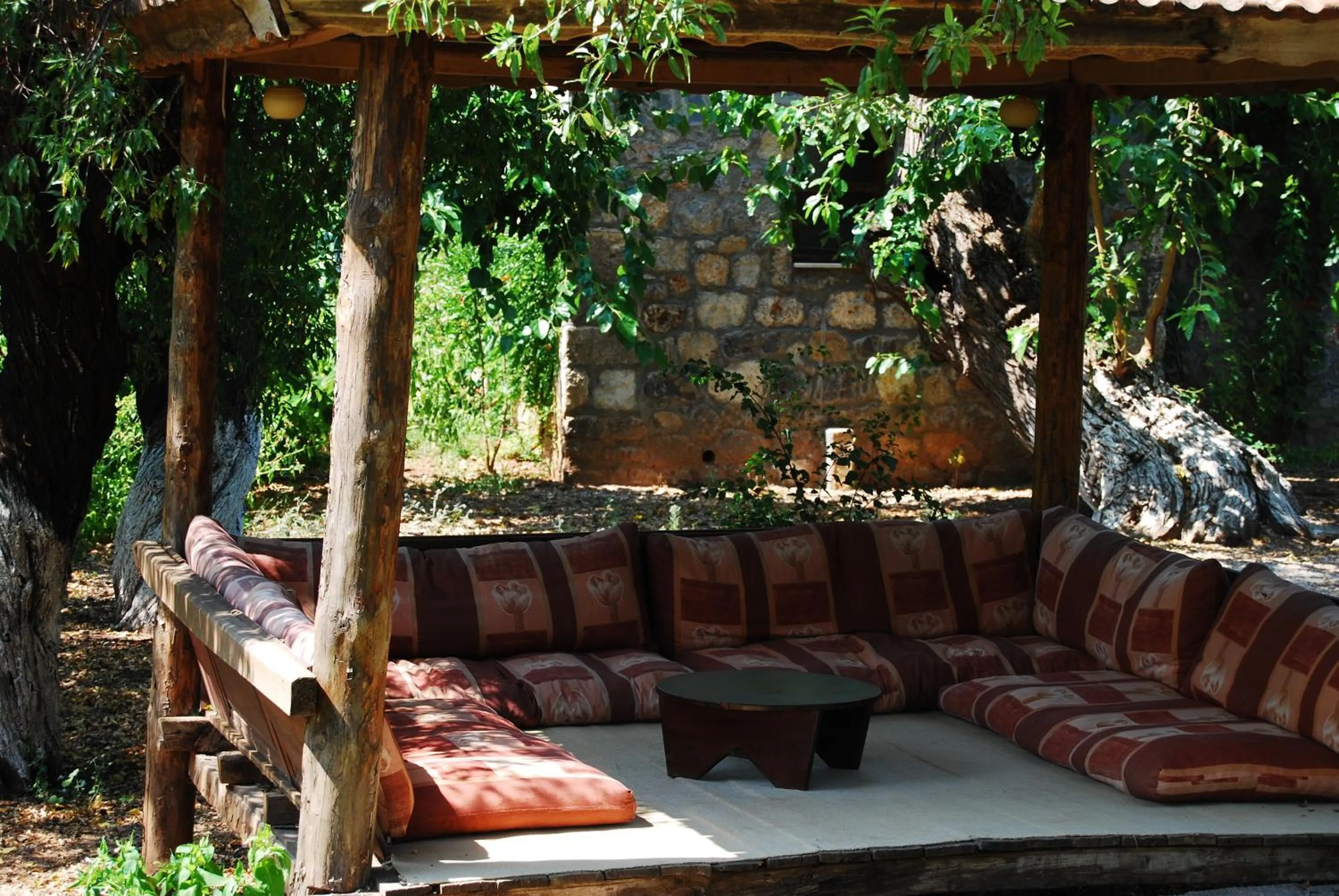 Decorative detail in Doga Apartments