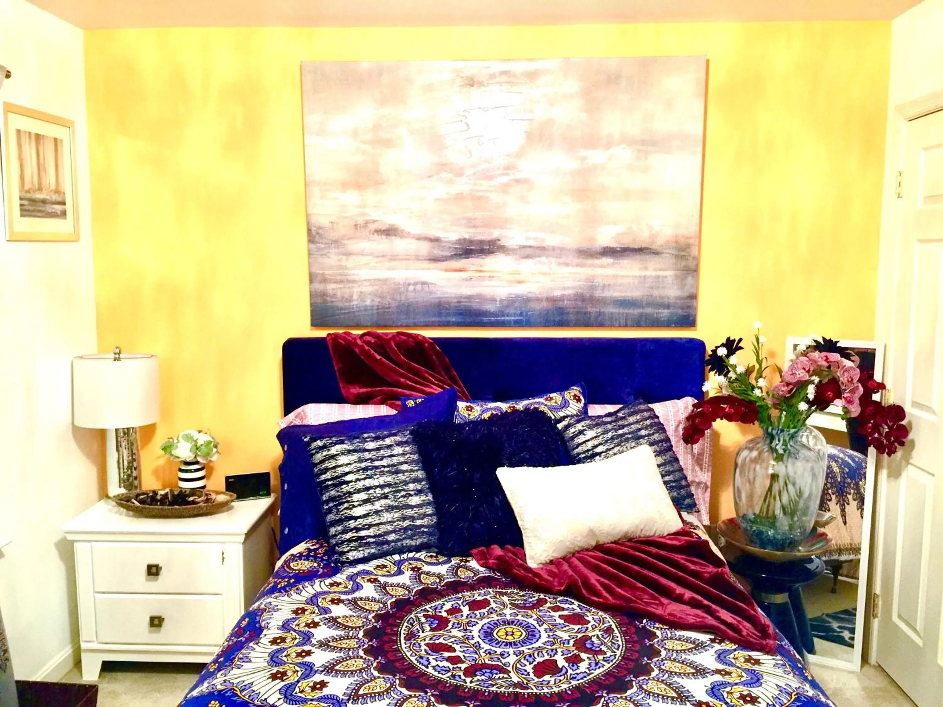 Bed in Premier National Harbor House