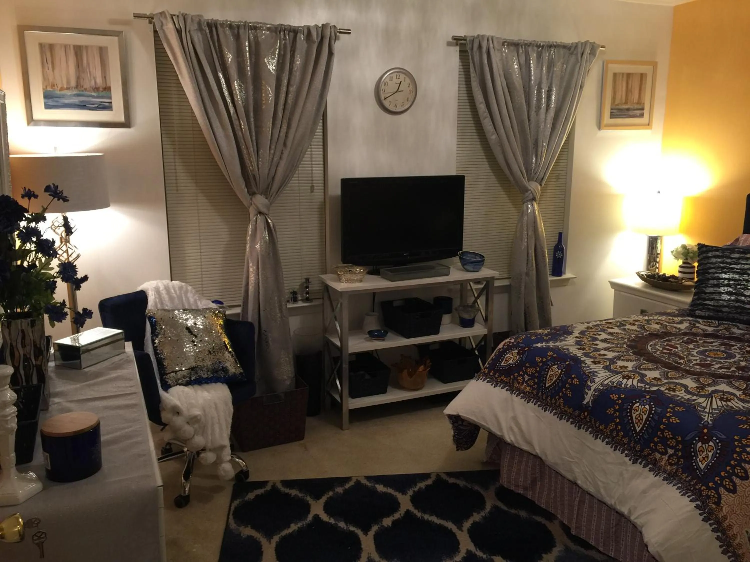 Bed in Premier National Harbor House