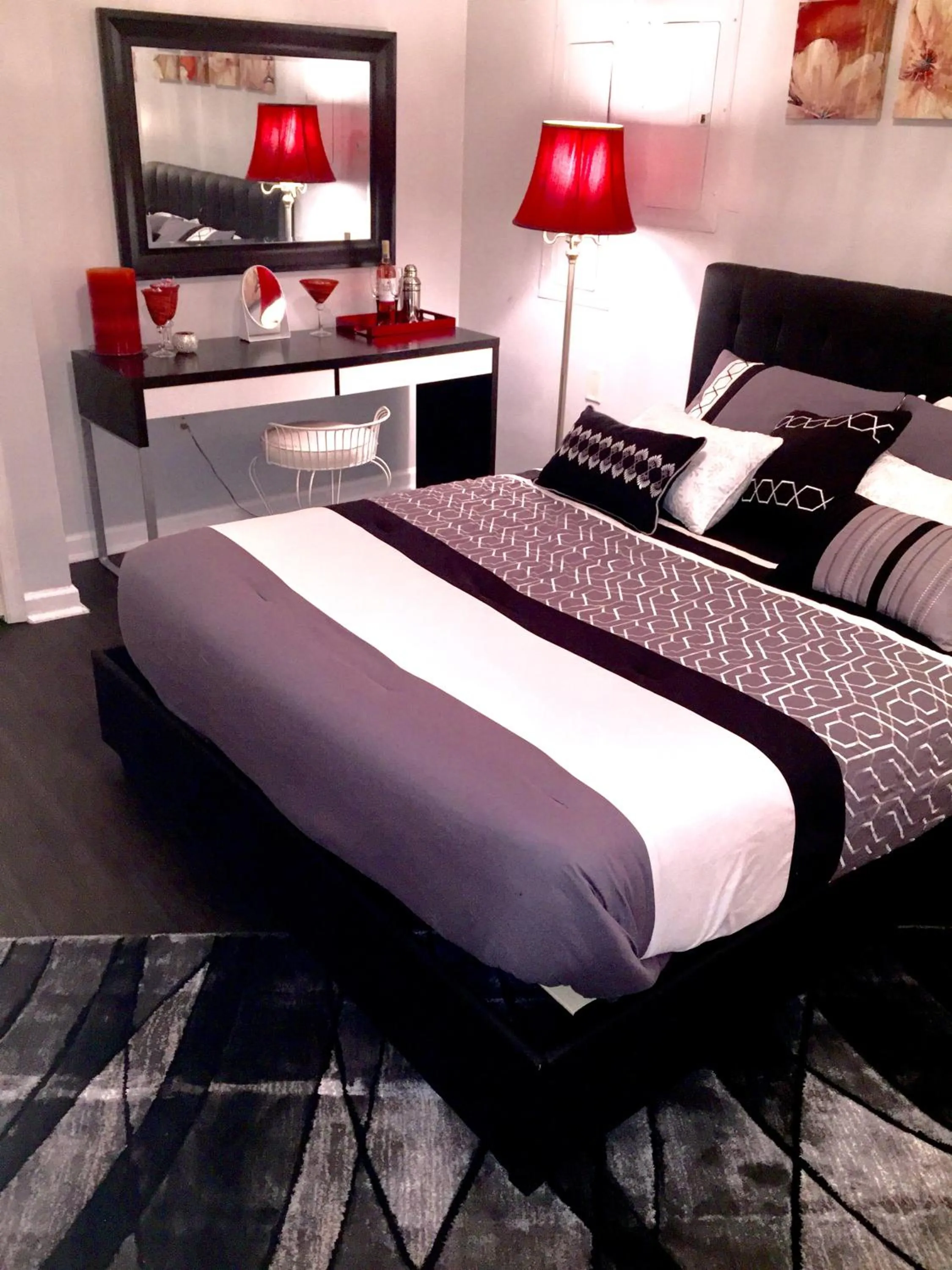 Bed in Premier National Harbor House