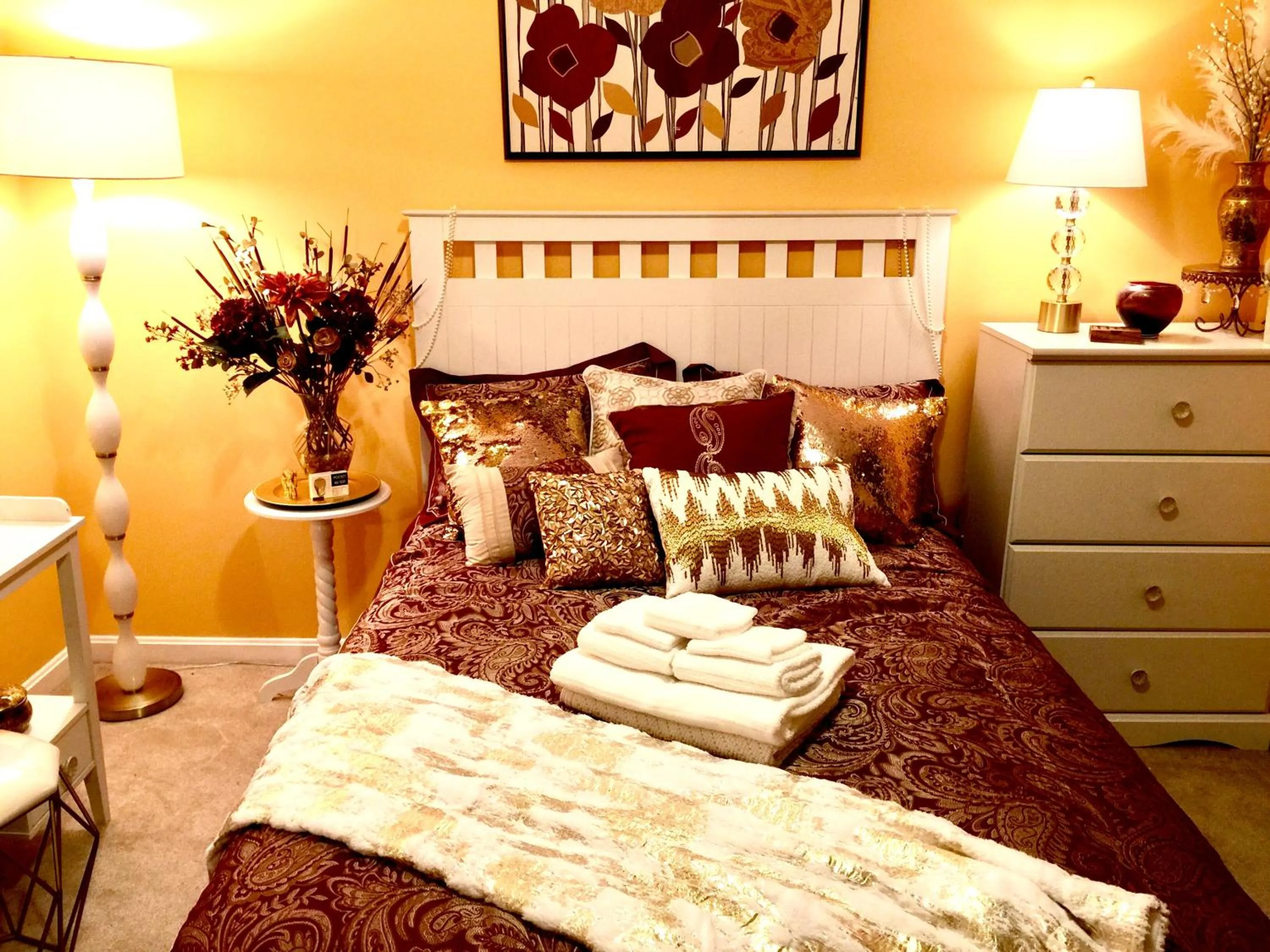 Bed in Premier National Harbor House