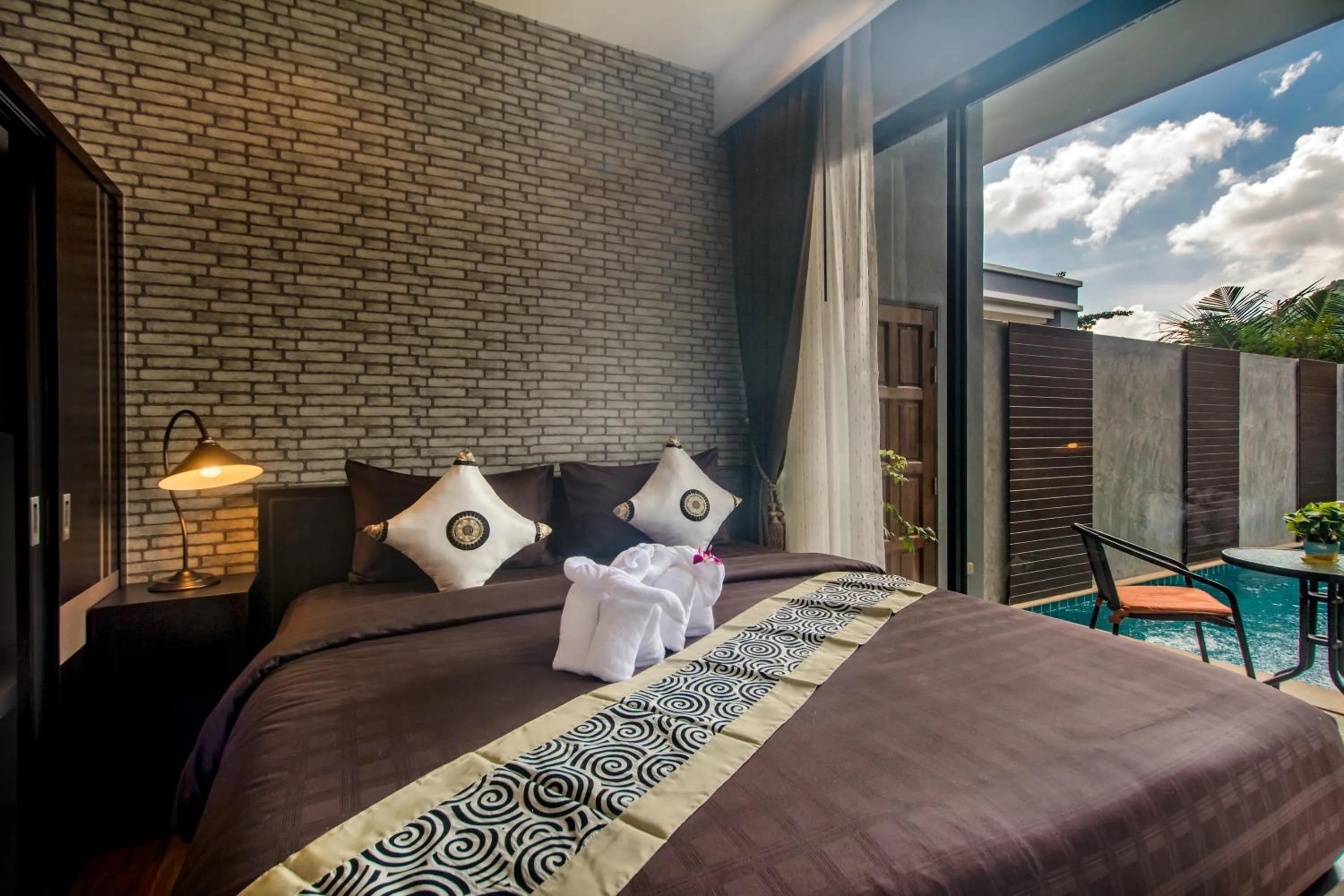 Bed in KG Private Pool Villa