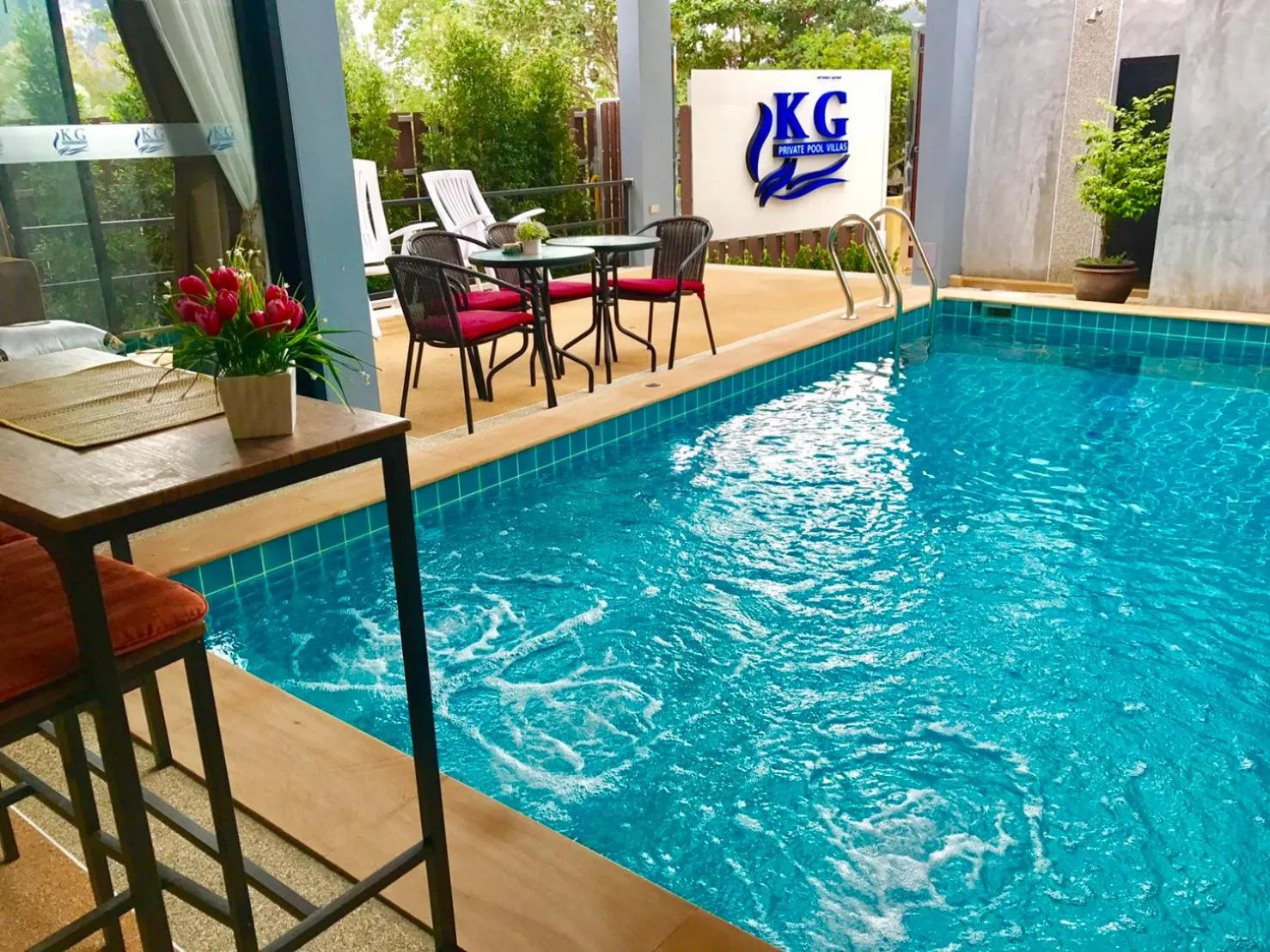 Swimming pool in KG Private Pool Villa
