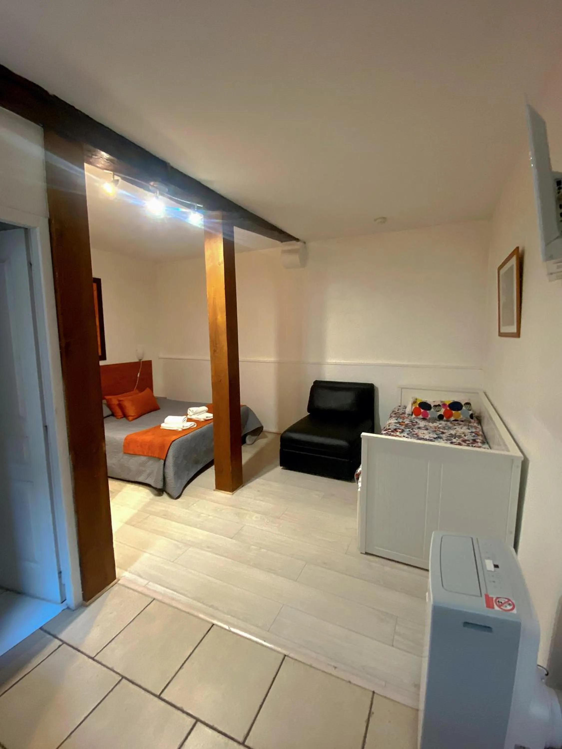 Bed in Hôtel Le Chambellan