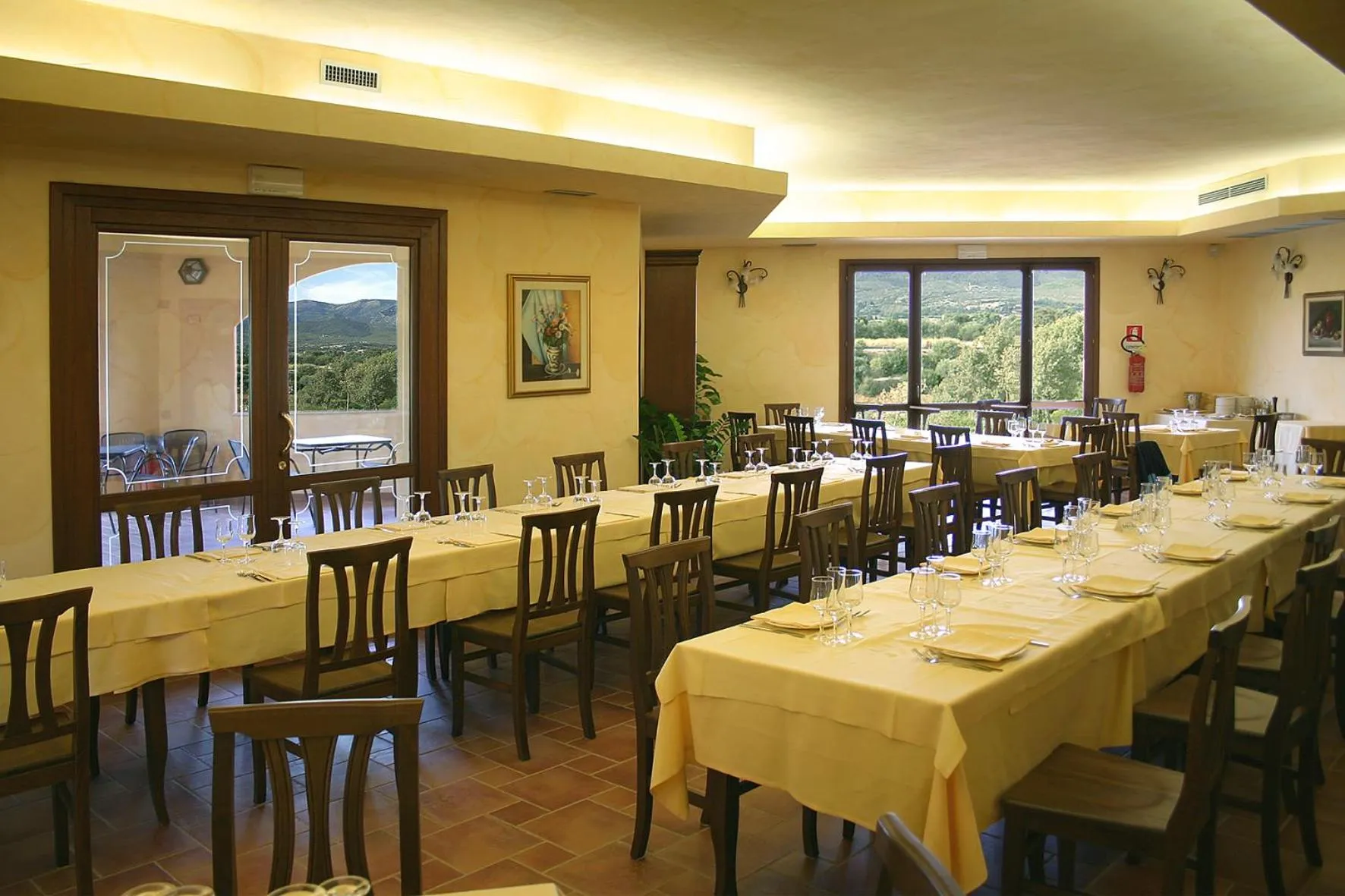 Restaurant/places to eat in Hotel Giardino Corte Rubja