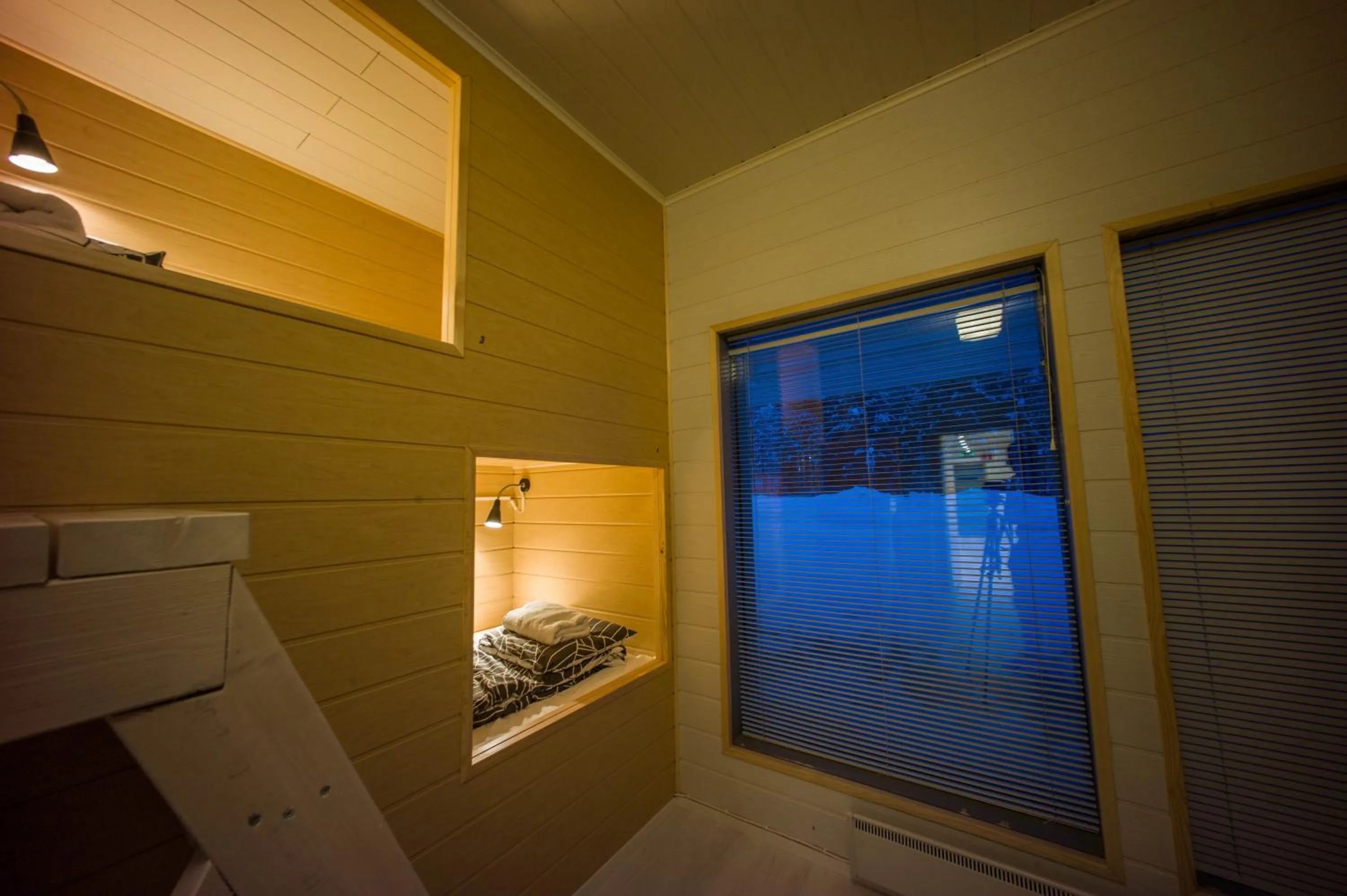 Bunk Bed in Female Dormitory Room   in Capsule Hotel Ibedcity