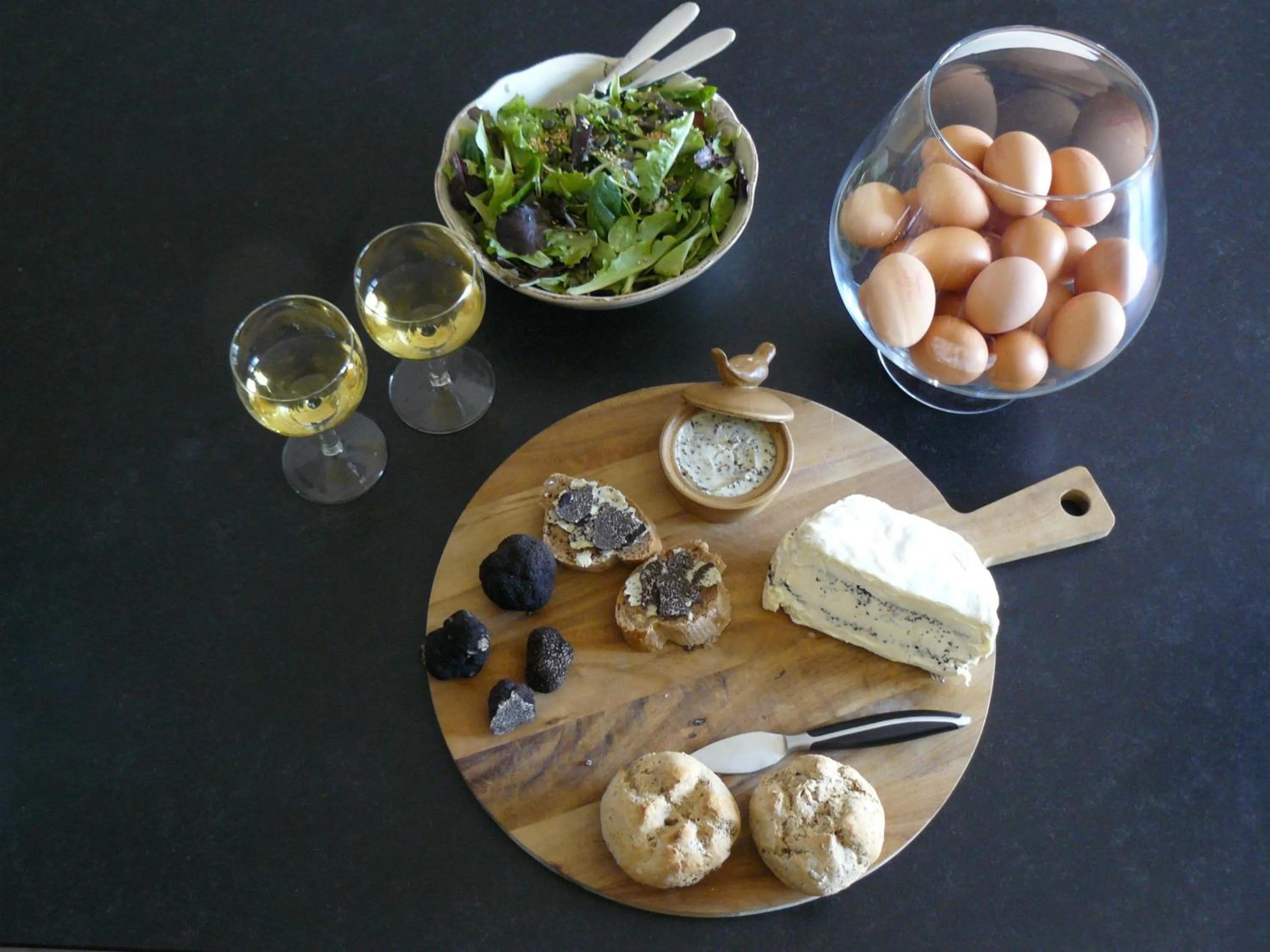 Food and drinks in Mas du Vieux Tilleul