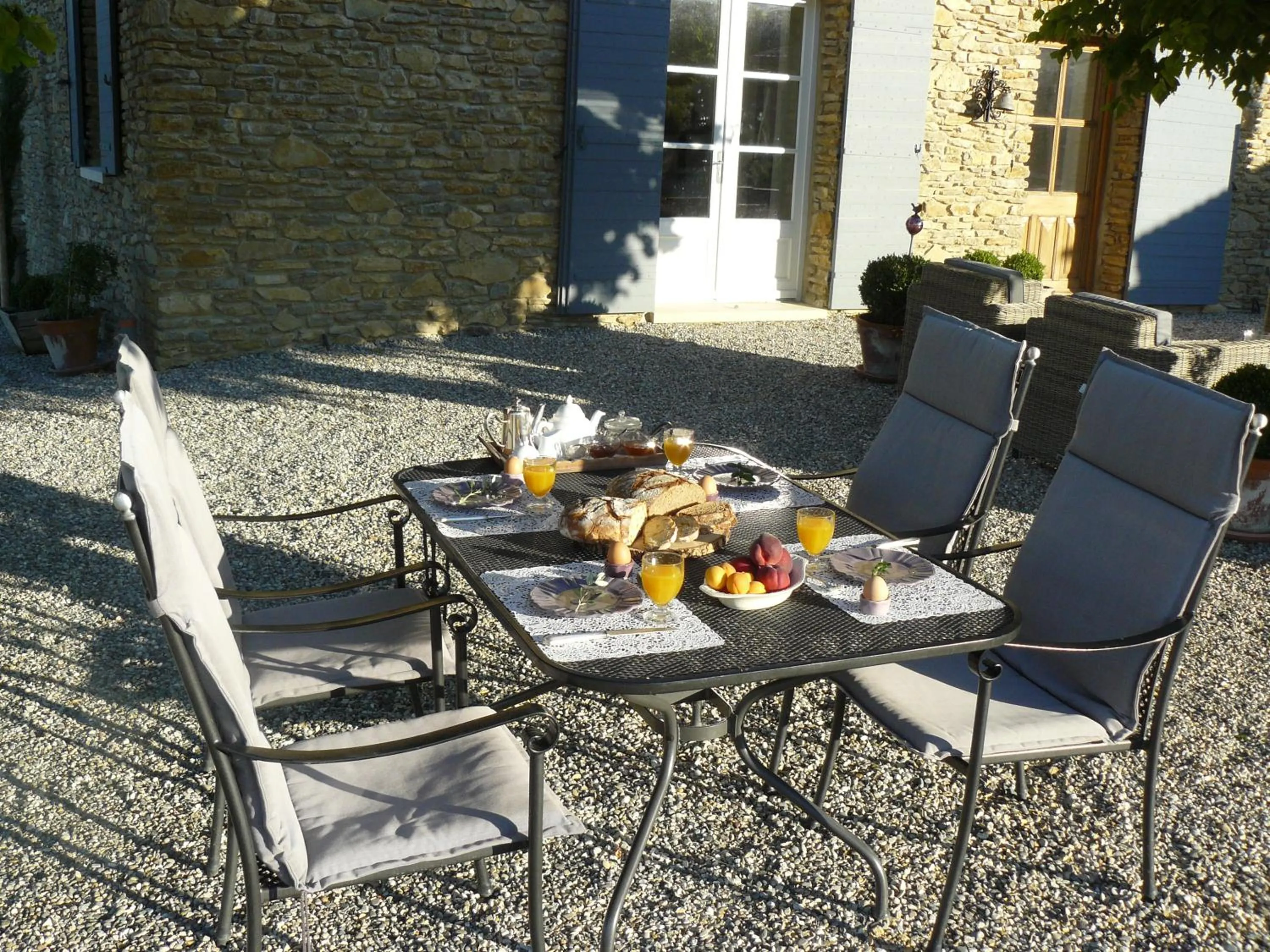 Continental breakfast in Mas du Vieux Tilleul