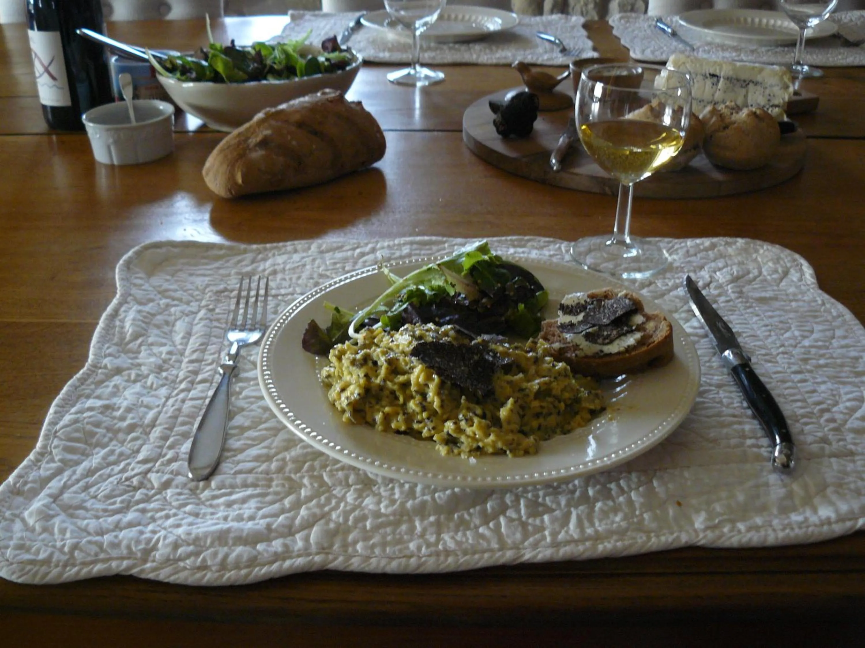 Food and drinks in Mas du Vieux Tilleul