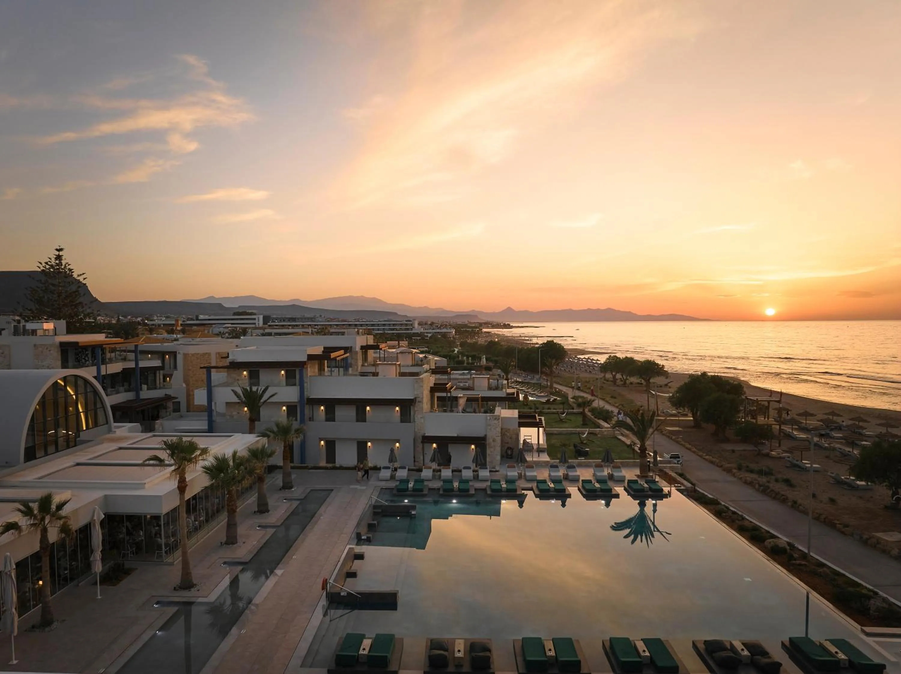 Sunset in Paralos Kosta Alímia