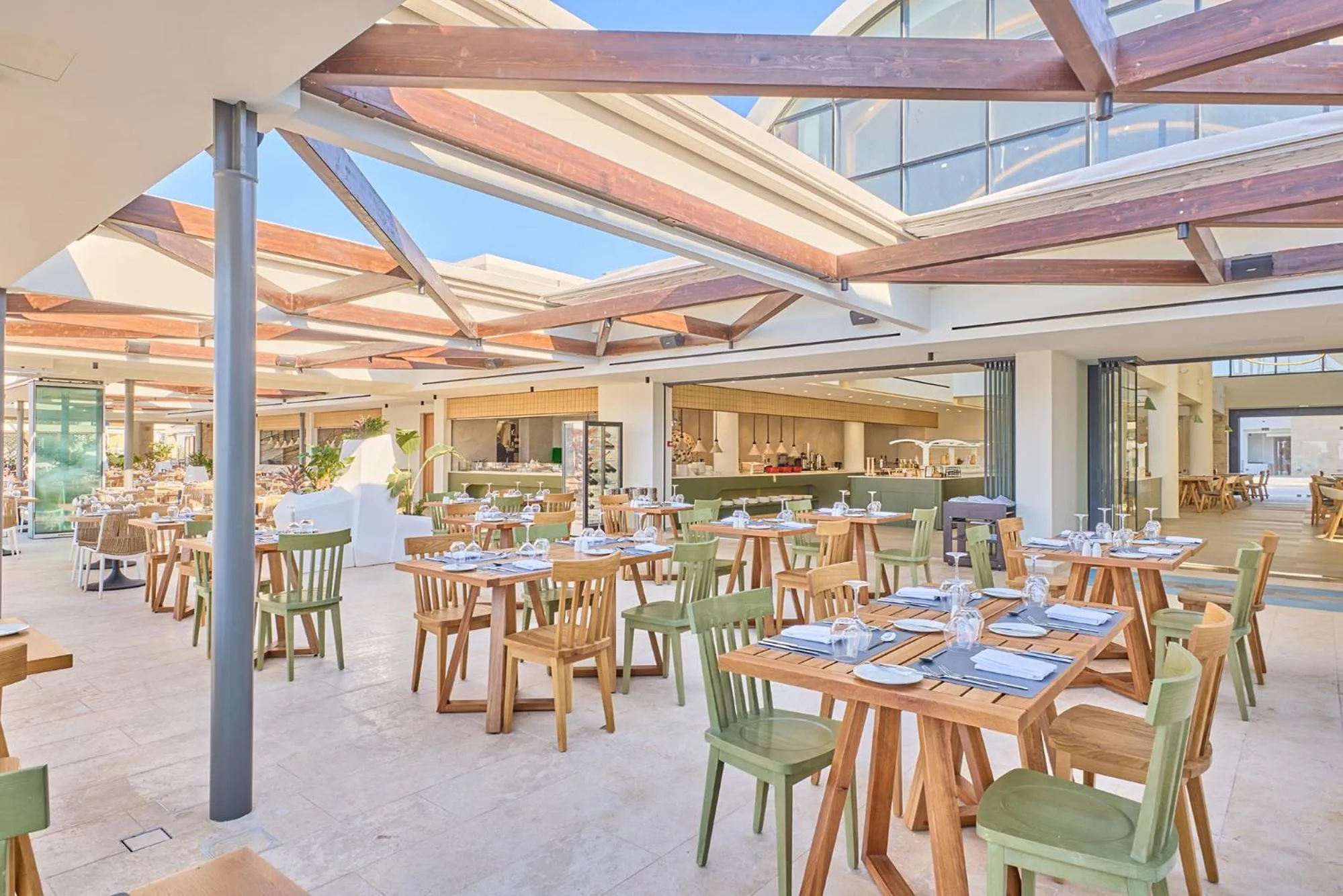 Restaurant/places to eat in Paralos Kosta Alímia