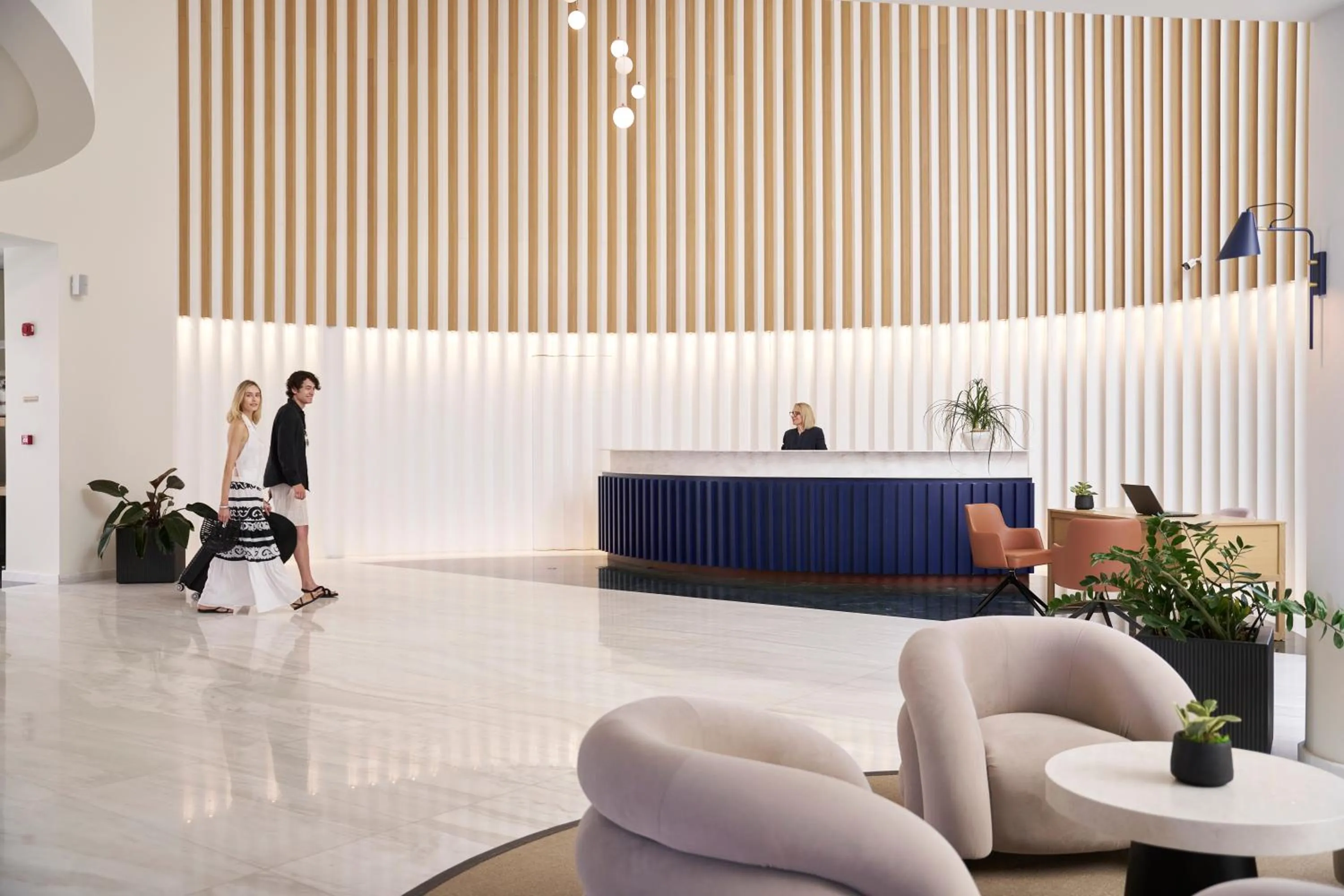 Paralos Kosta Alímia