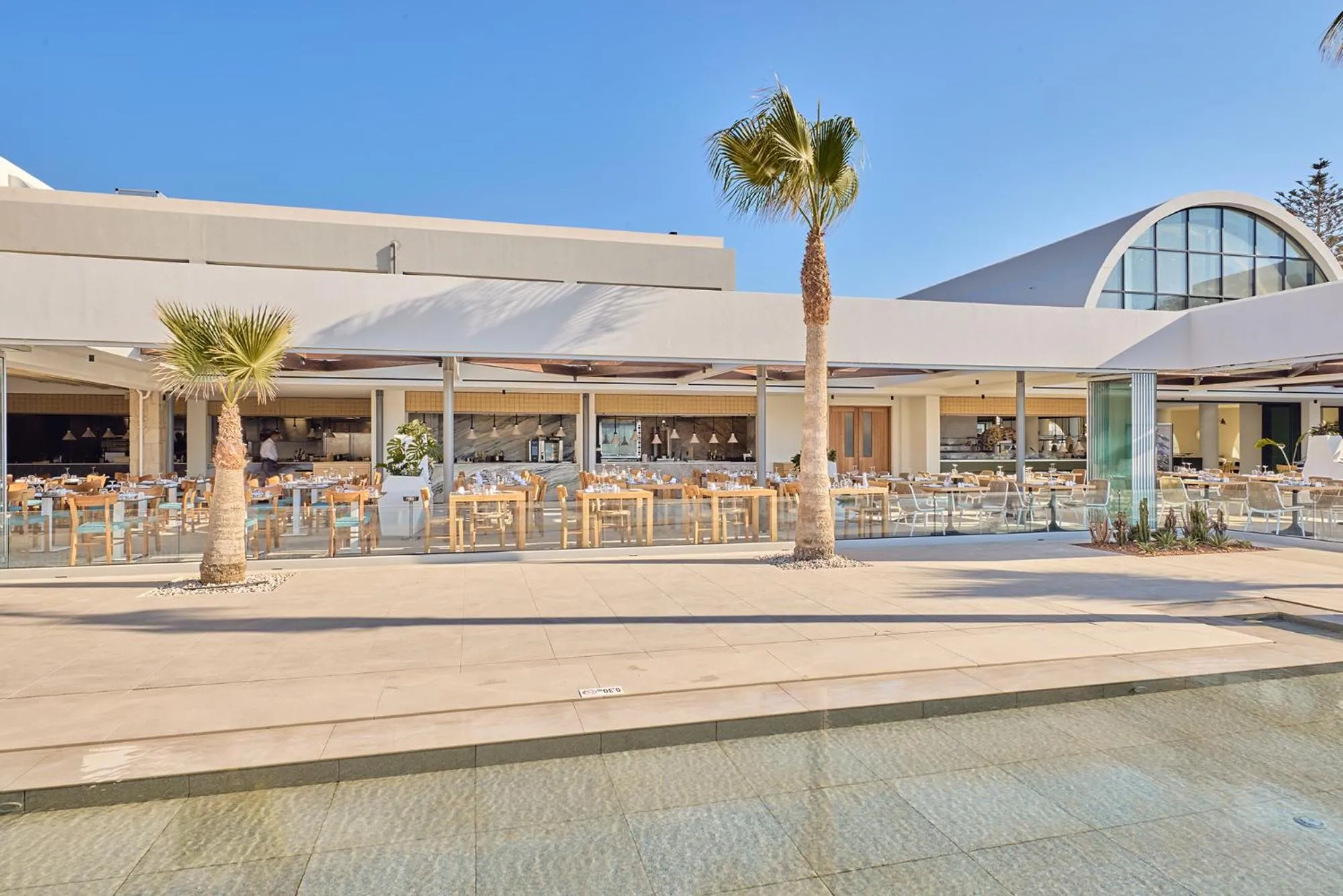 Property building in Paralos Kosta Alímia