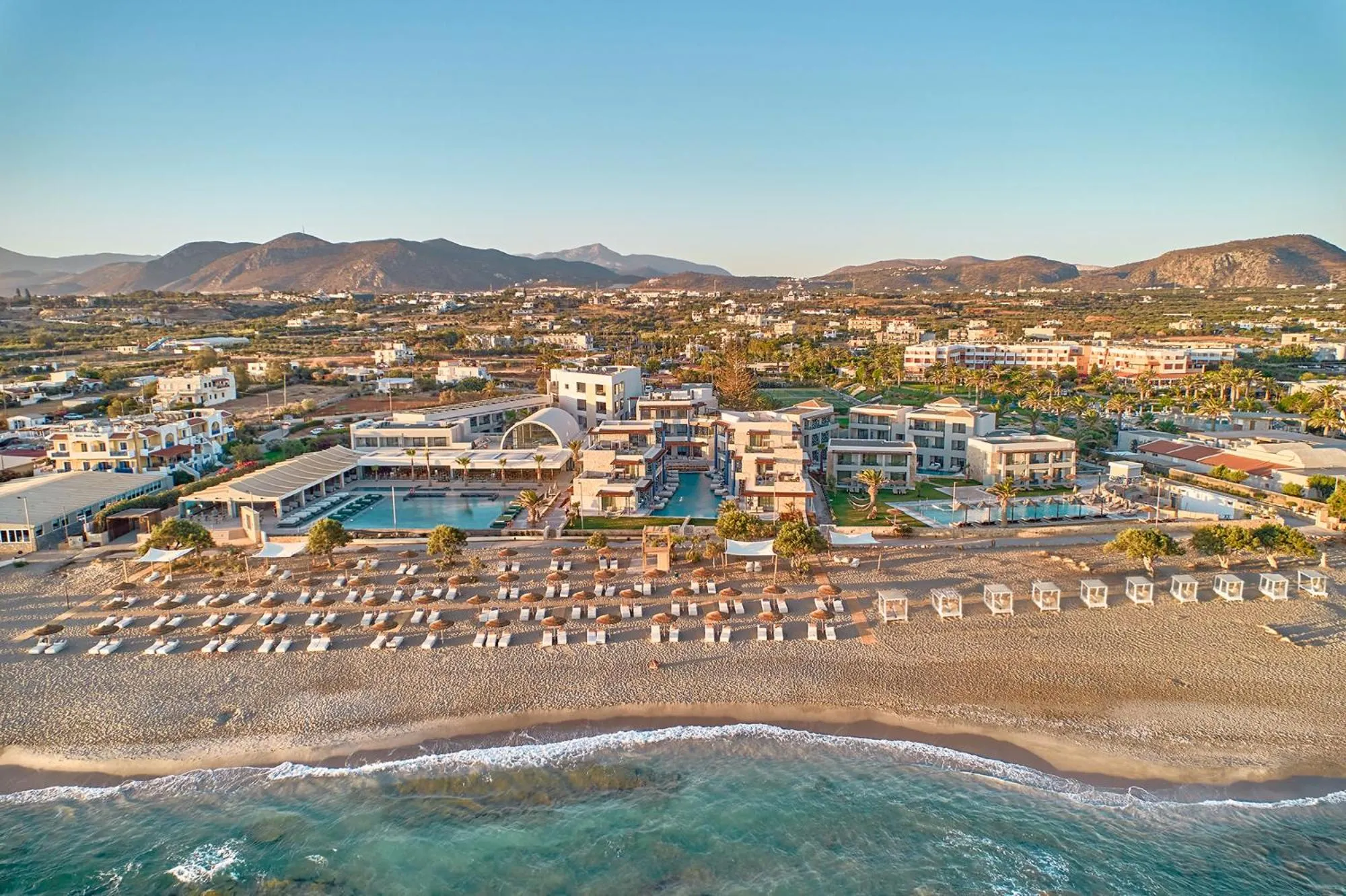 Property building in Paralos Kosta Alímia