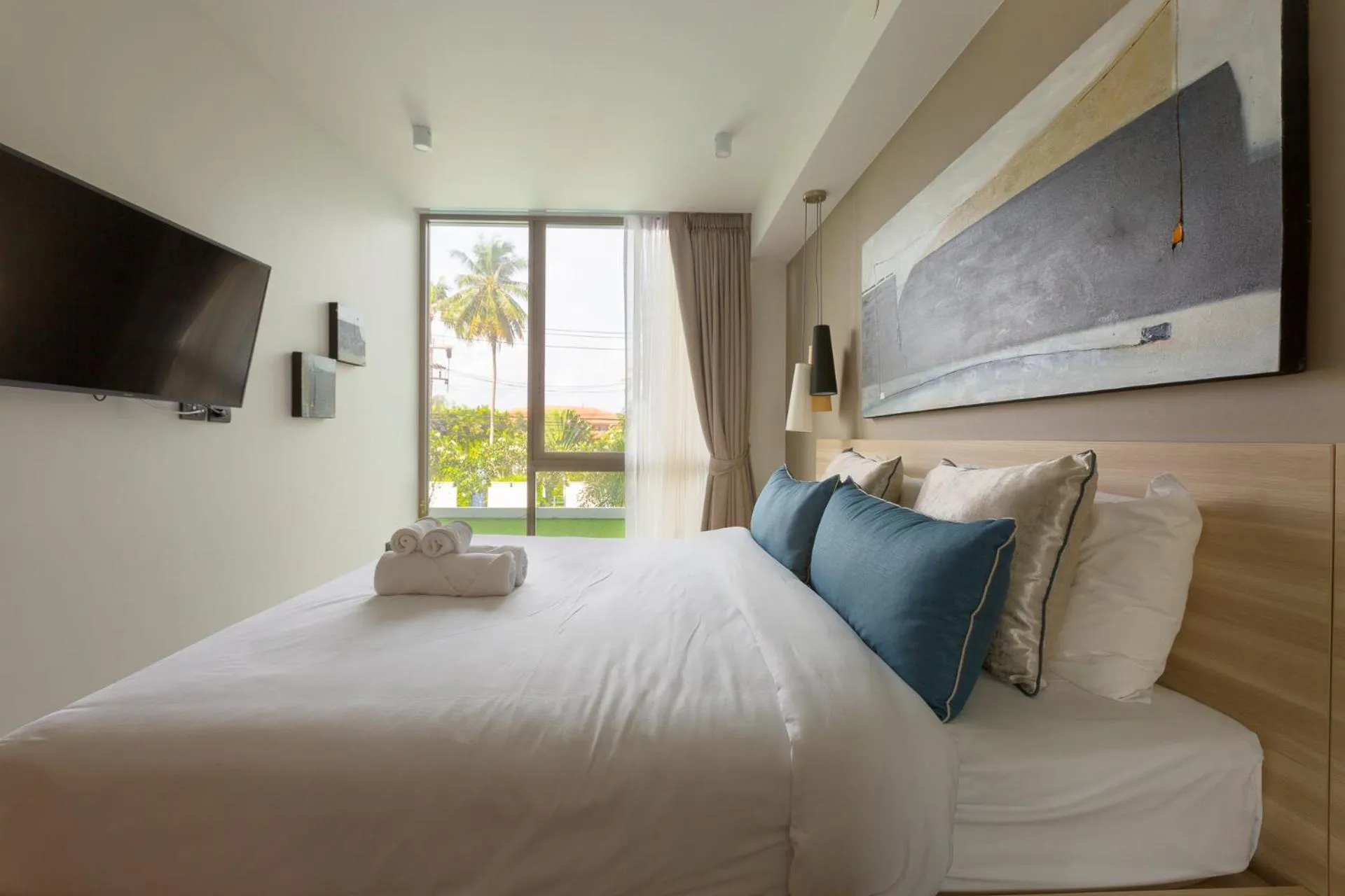 Bed in Oceanstone by Holy Cow, 2-BR, 90 m2, pool view