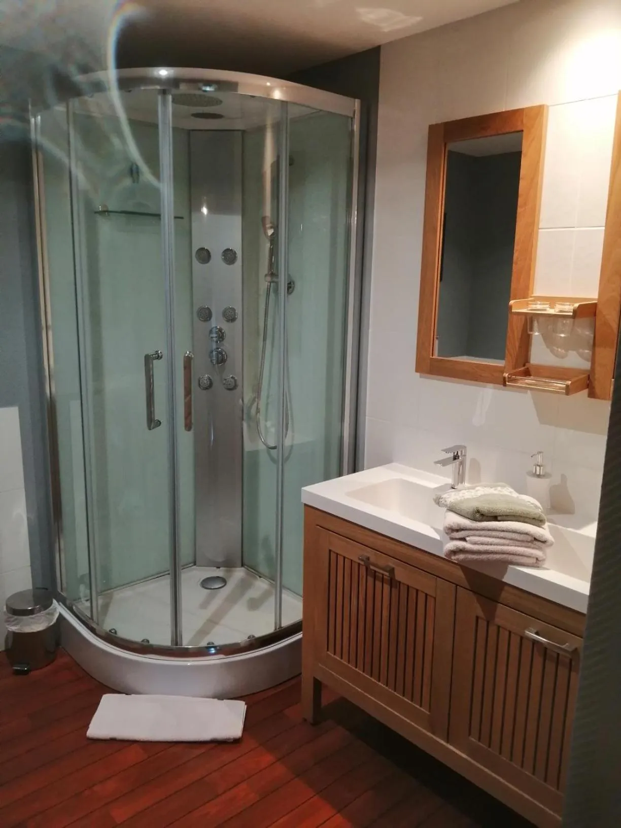 Bathroom in les tourterelles