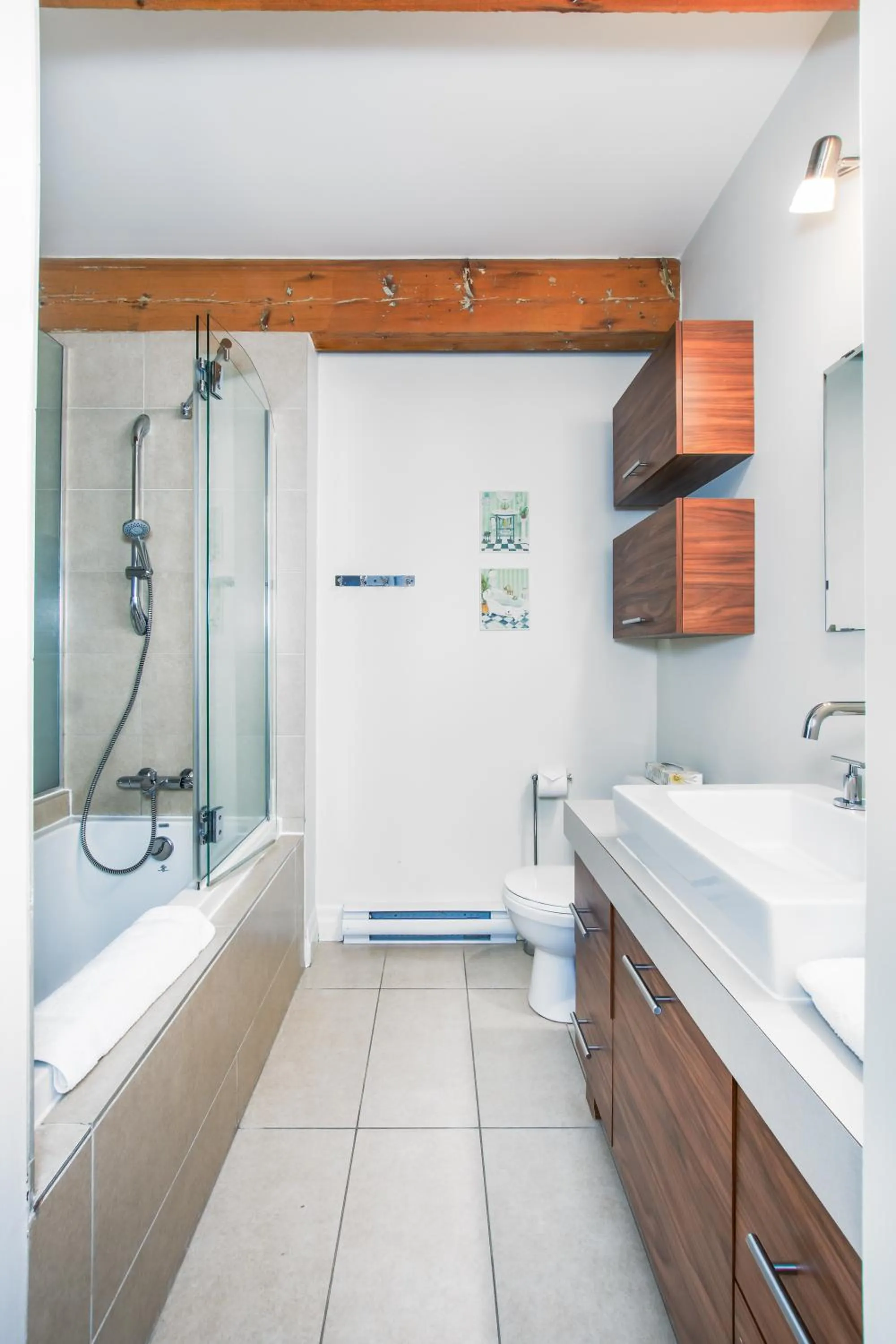 Bathroom in Les Lofts 1048