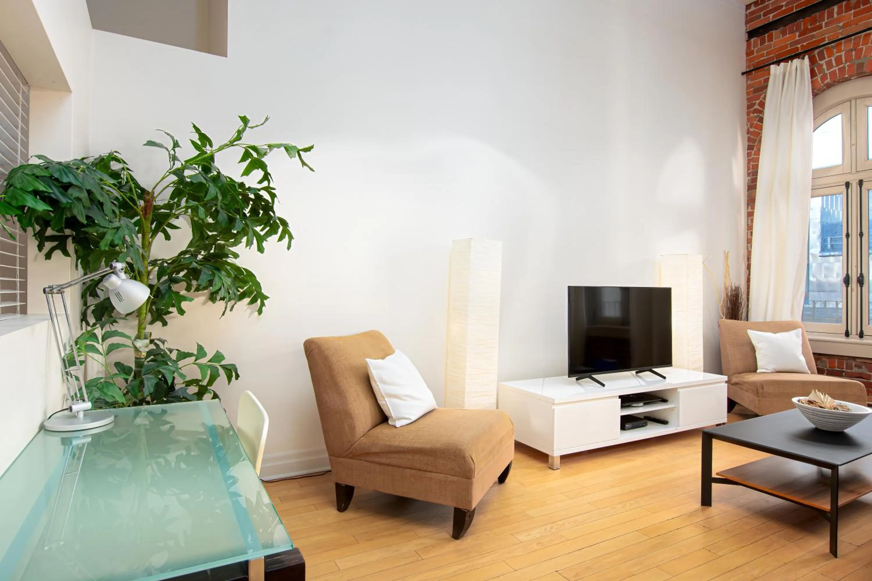 View (from property/room) in Les Lofts 1048