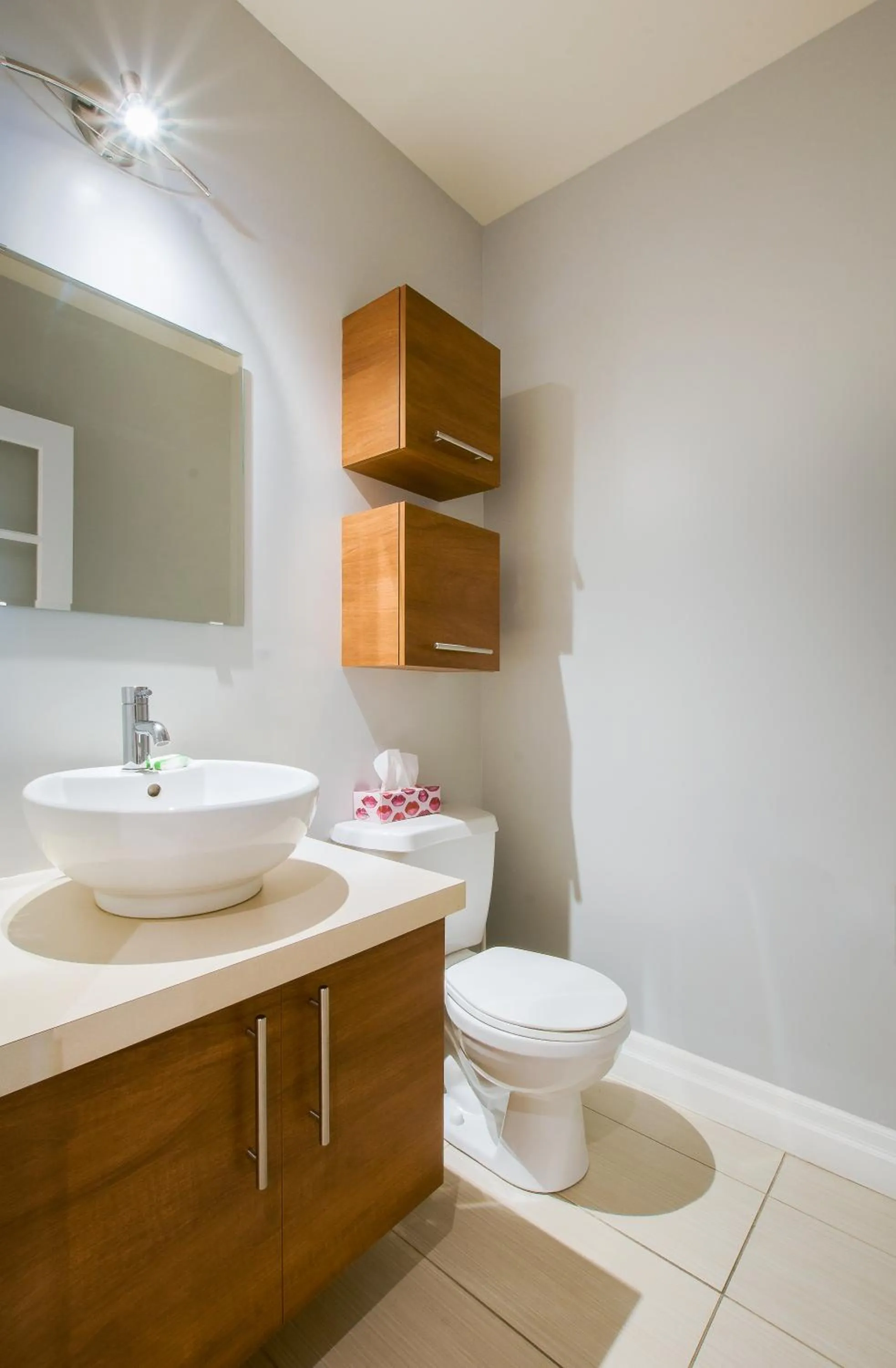 Toilet in Les Lofts 1048