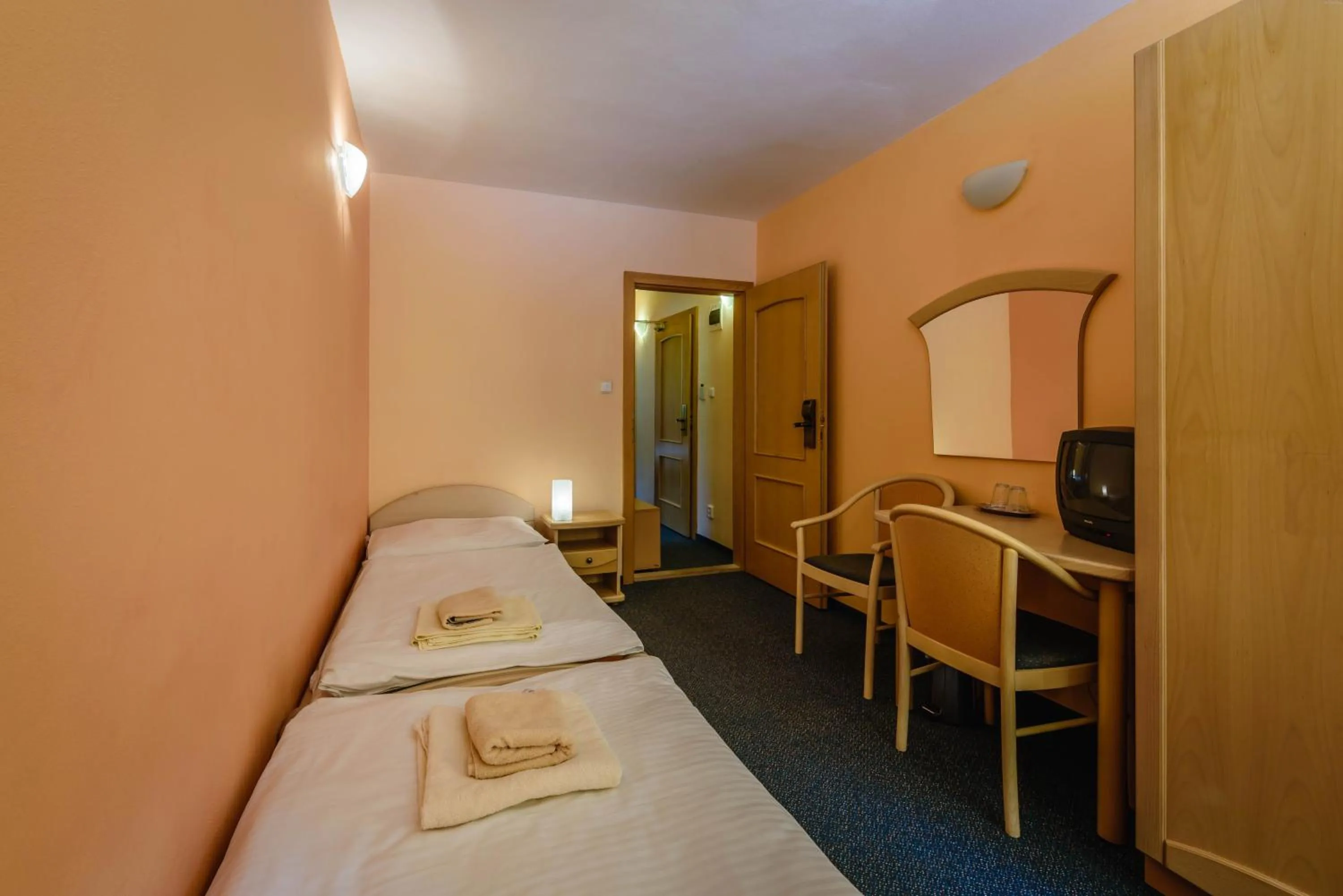 Photo of the whole room, Bed in Hotel Boboty