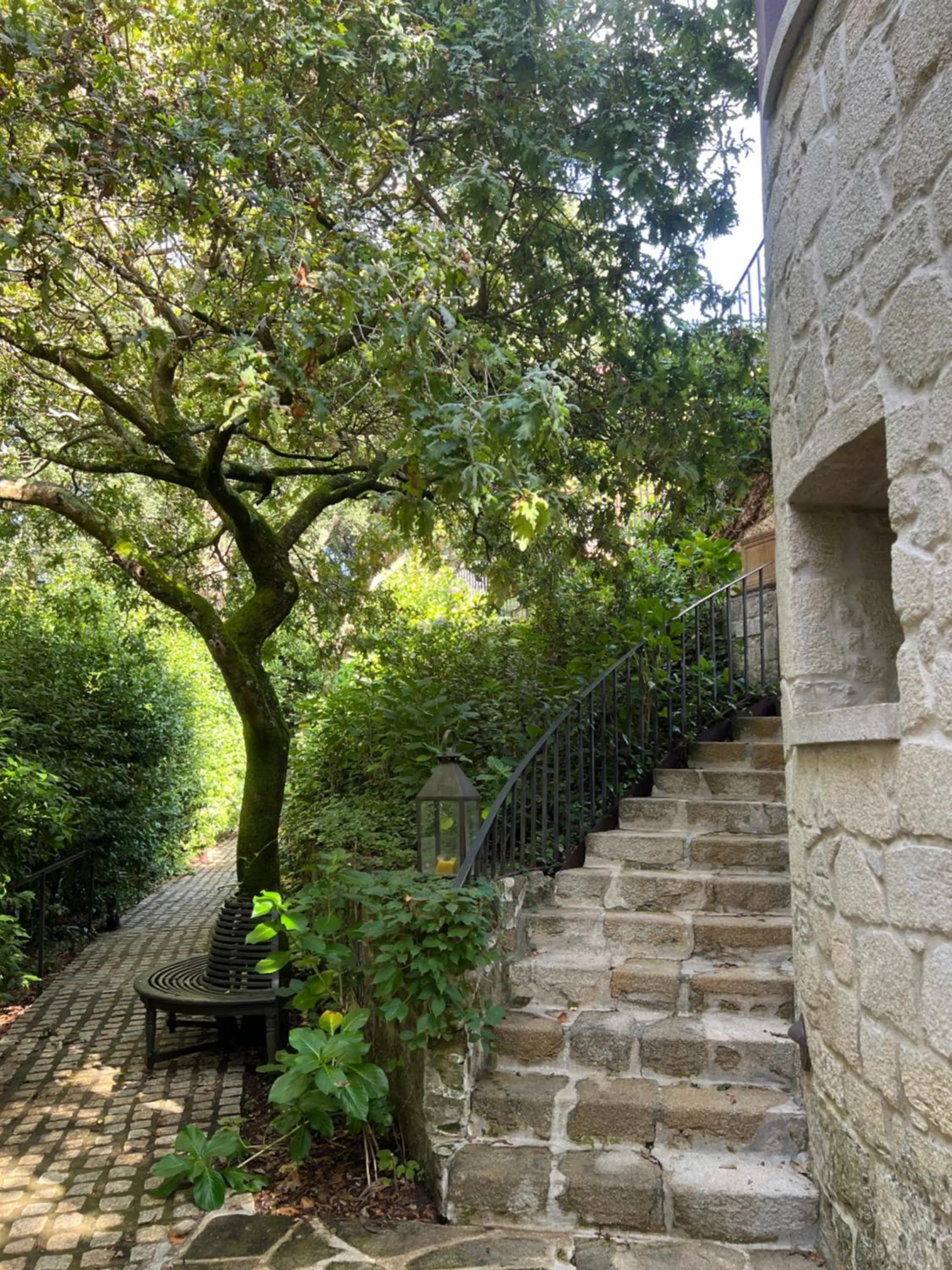 Garden view in Enoturismo Novavila Rias Baixas Wine Design