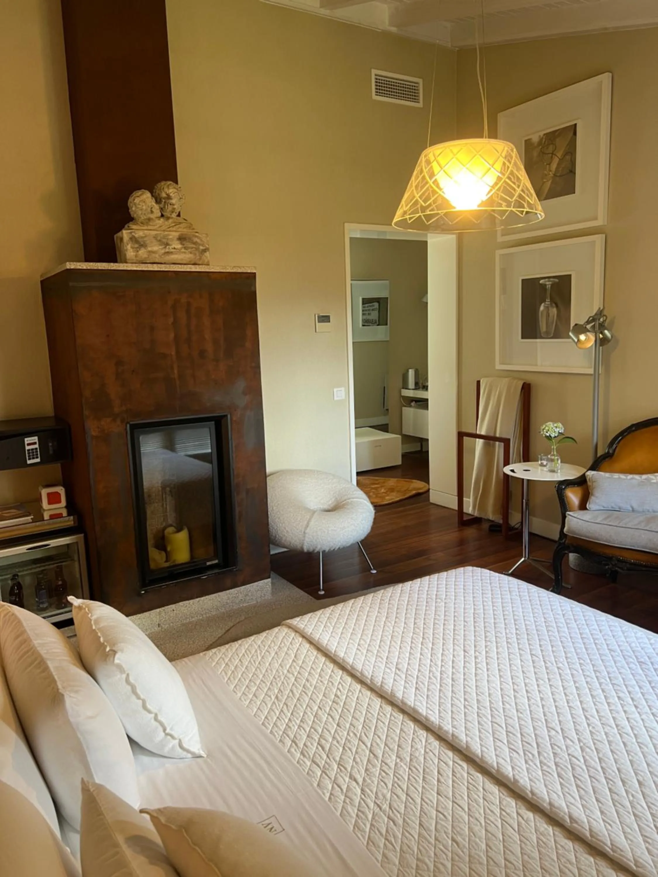 Bedroom, Bed in Enoturismo Novavila Rias Baixas Wine Design