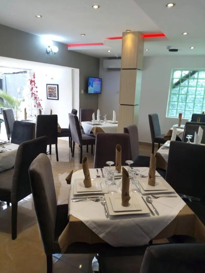 Restaurant/places to eat in Blackwood Hotels