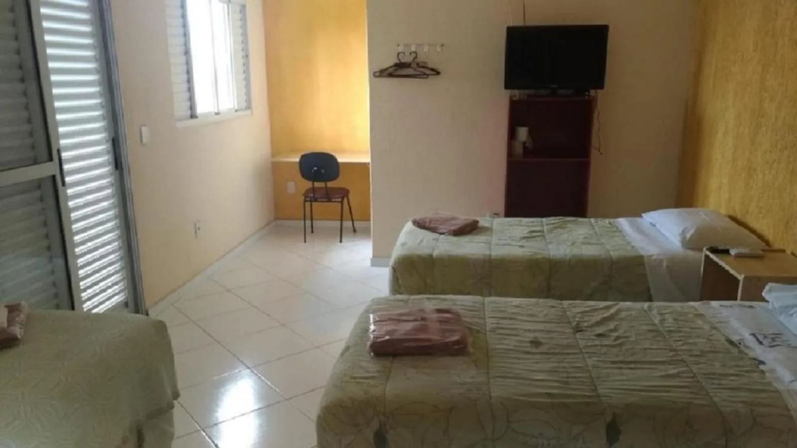 Photo of the whole room, Bed in Hotel Reimann