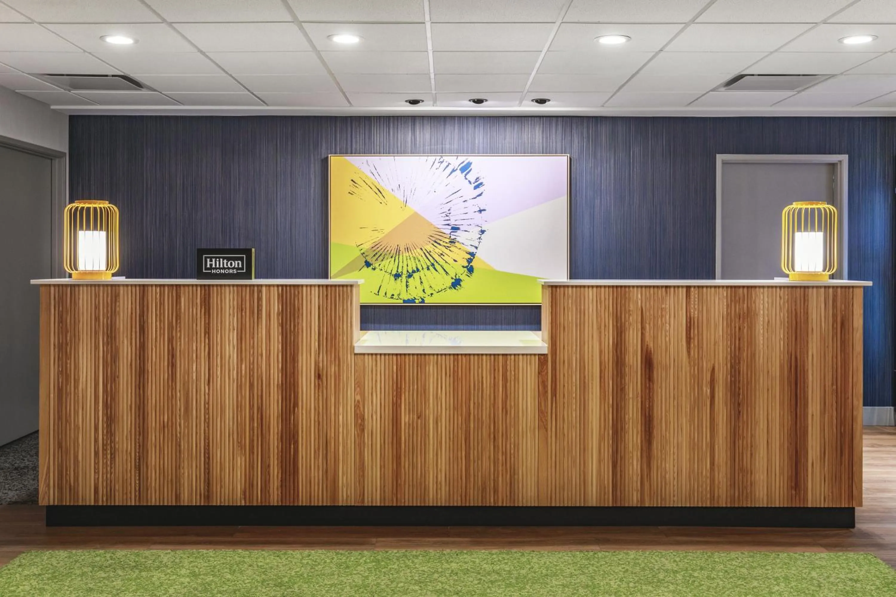 Lobby or reception in Spark by Hilton Denver International Airport