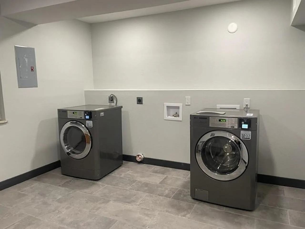 laundry in Studio 6 Rock Springs WY Flaming Gorge