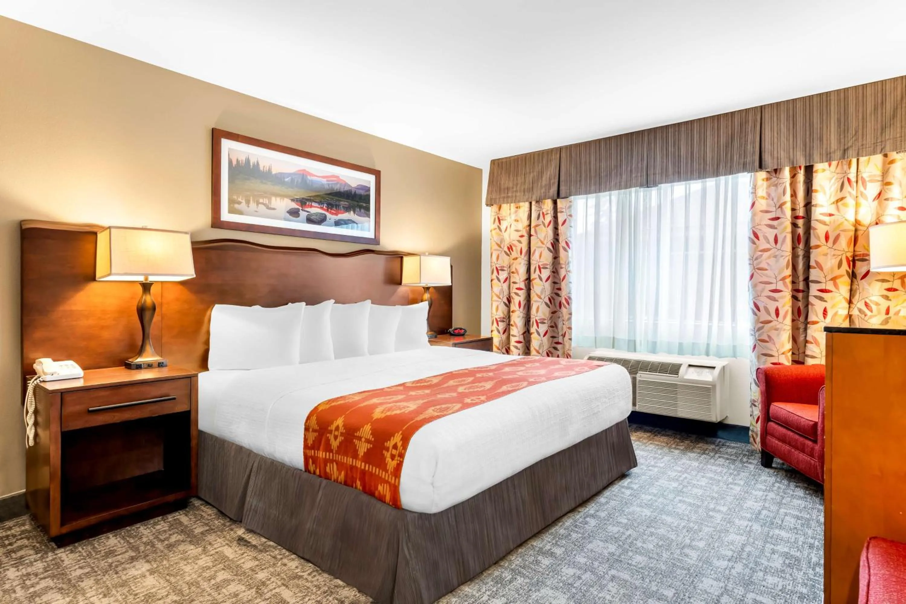 Photo of the whole room, Bed in Best Western Rocky Mountain Lodge