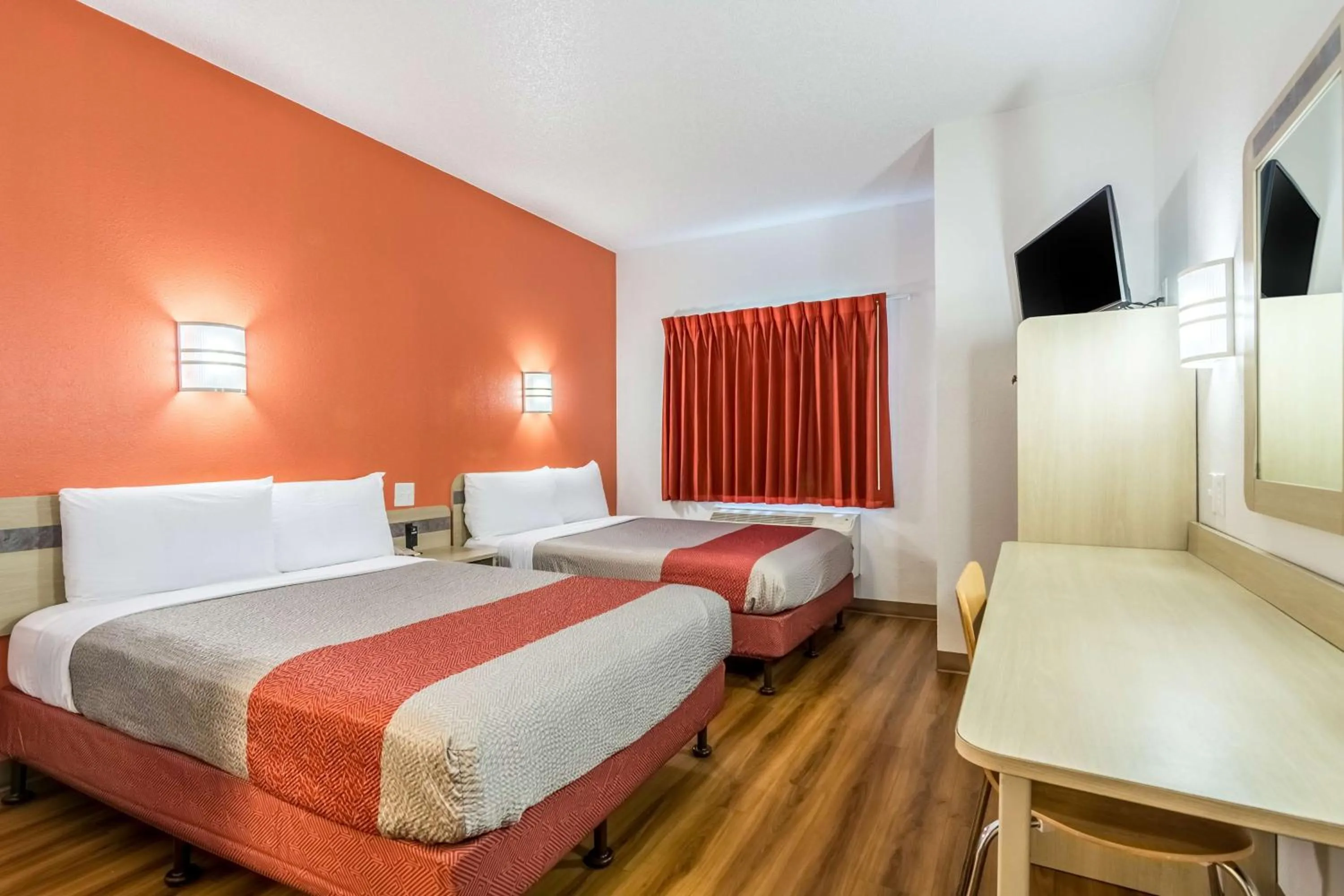 Photo of the whole room, Bed in Motel 6-Fort Mill, SC - Charlotte