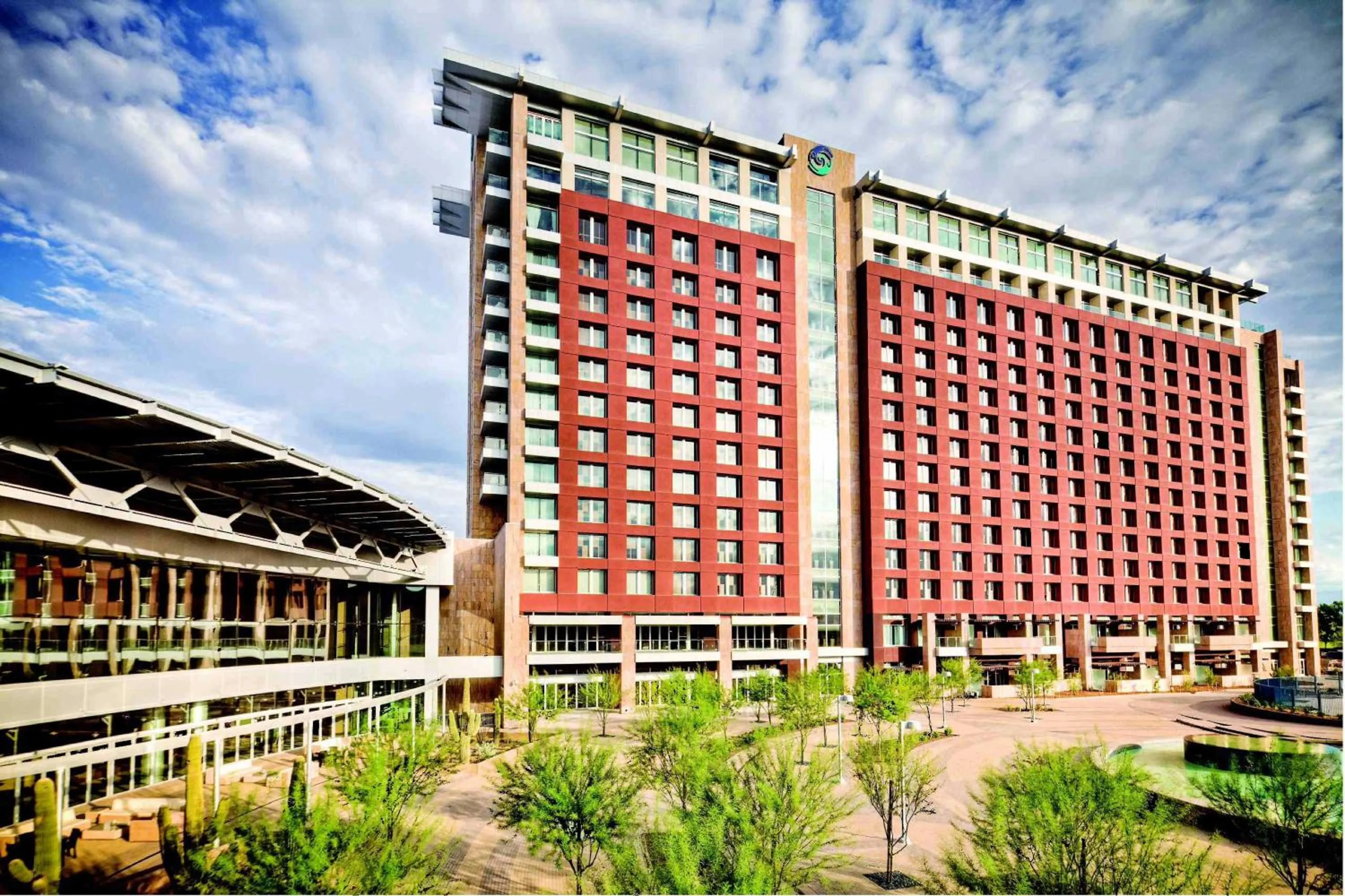 Facade/entrance in Talking Stick Resort