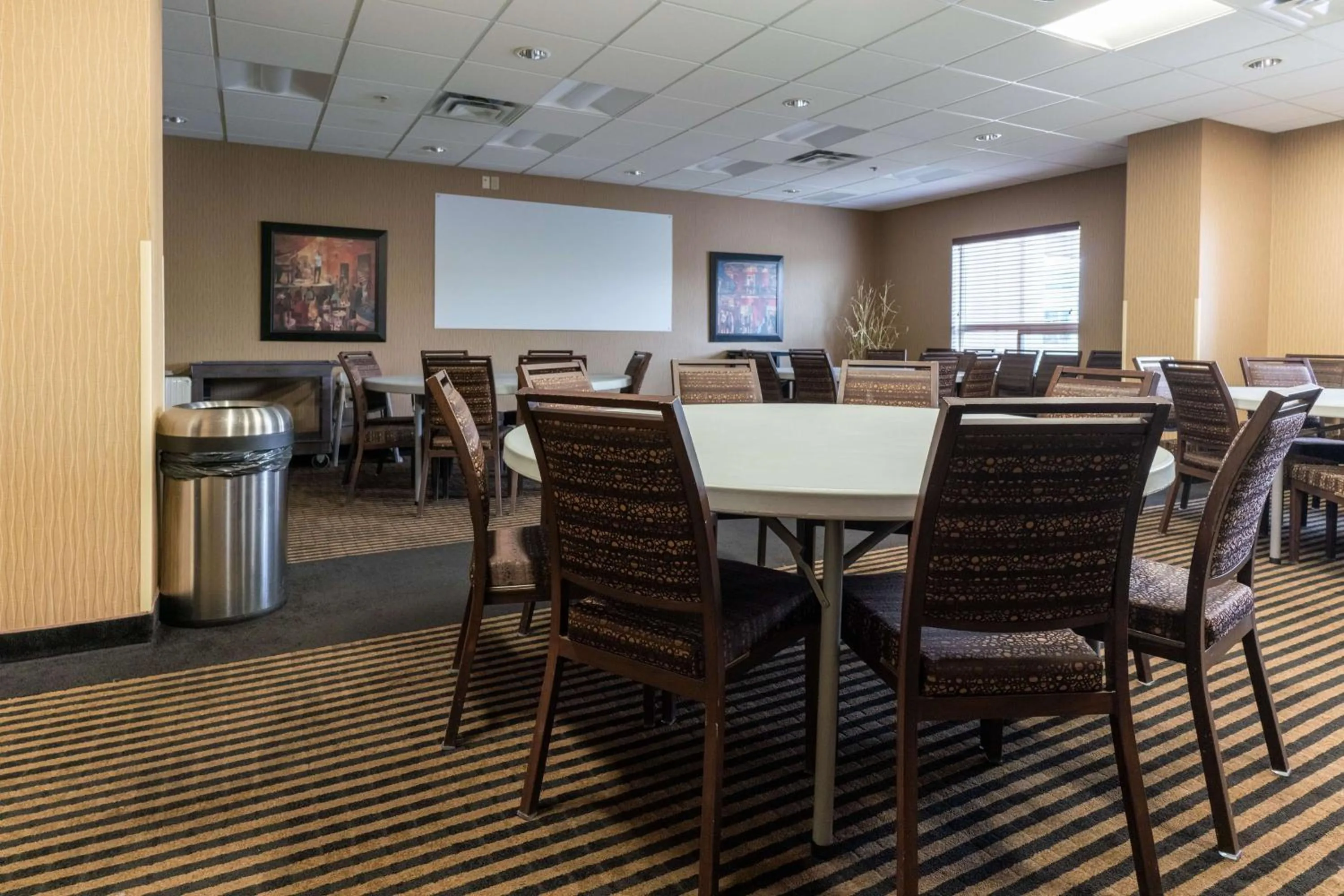 Meeting/conference room in Best Western Plus South Edmonton Inn & Suites