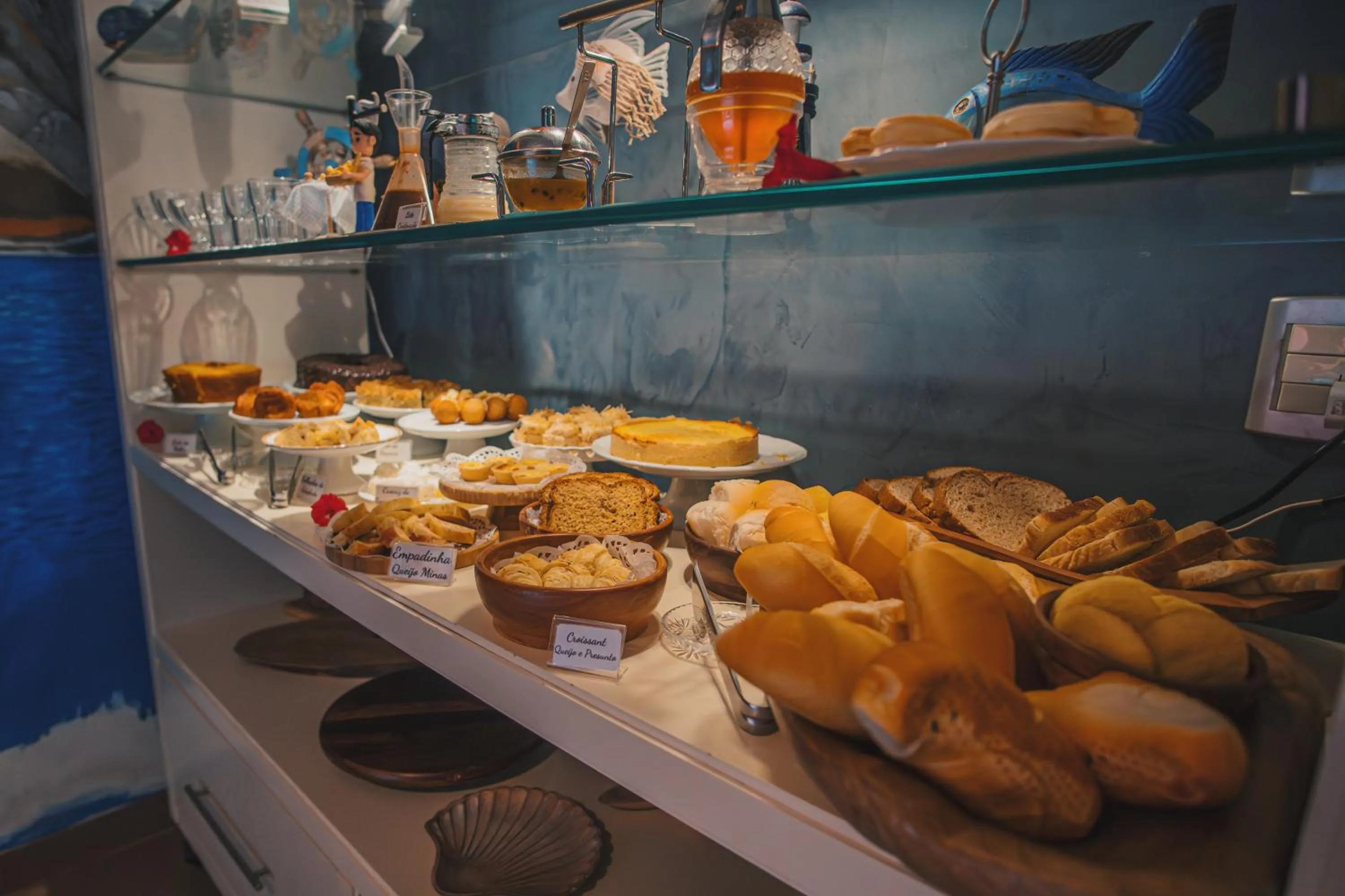 Buffet breakfast in Pousada Arraial Inn