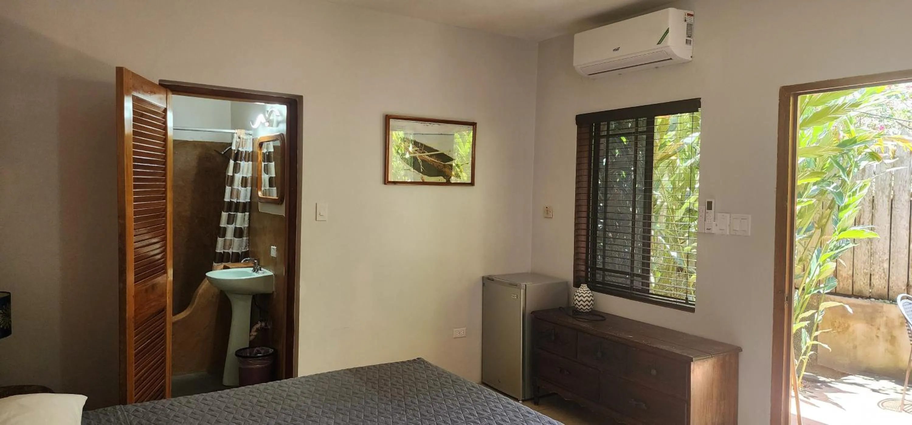 Photo of the whole room, Bed in Sunrise Club Hotel