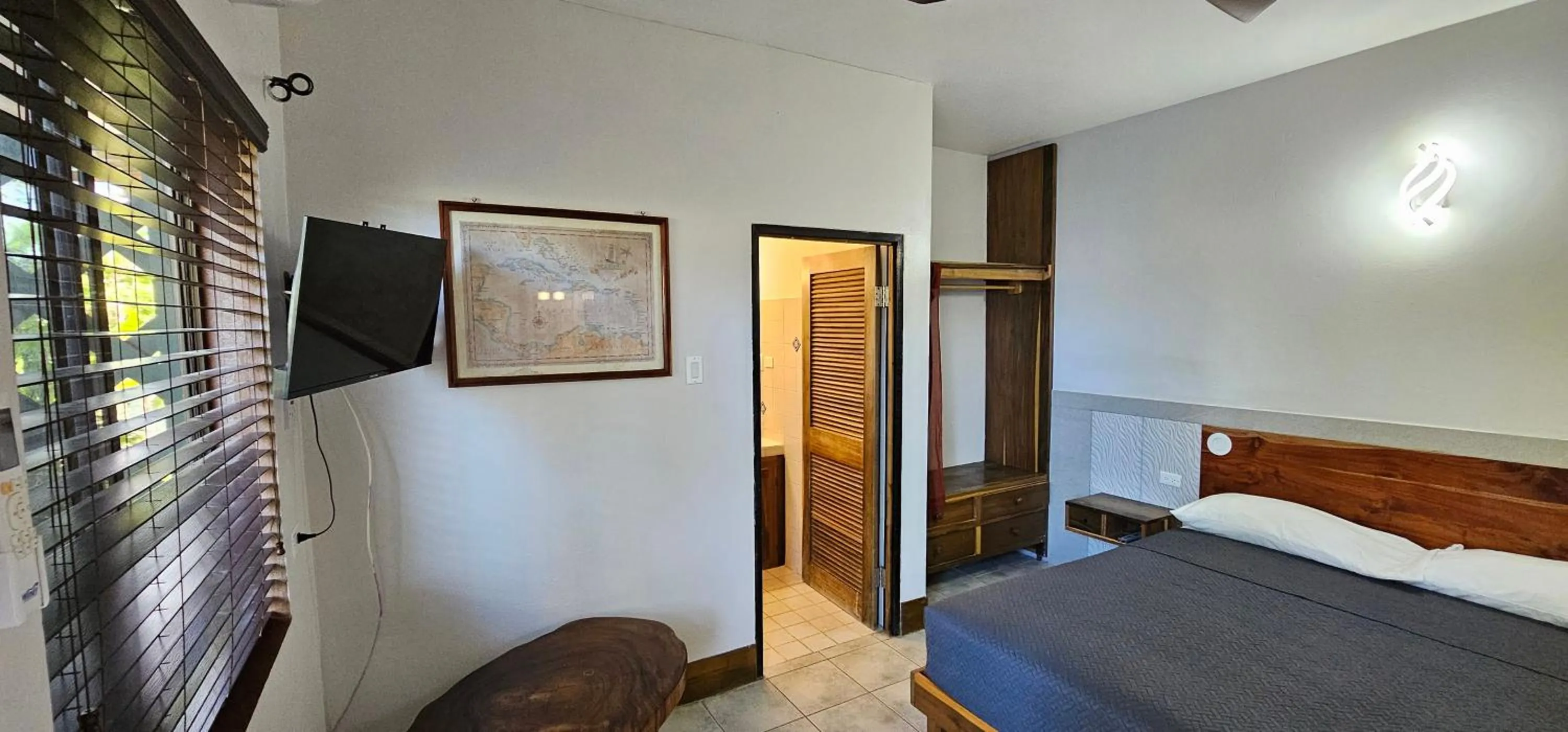 Bed in Sunrise Club Hotel