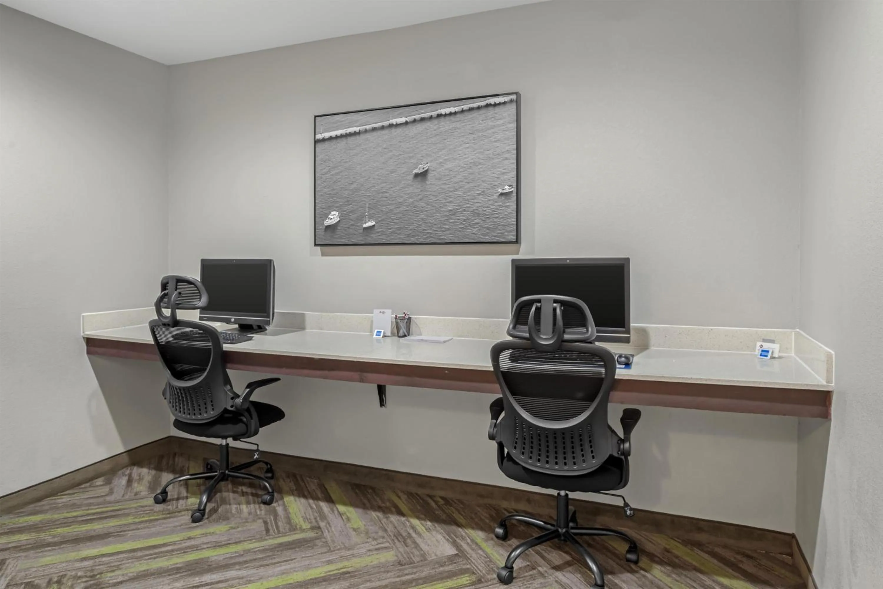 Business facilities in Best Western Plus Bay City Inn & Suites