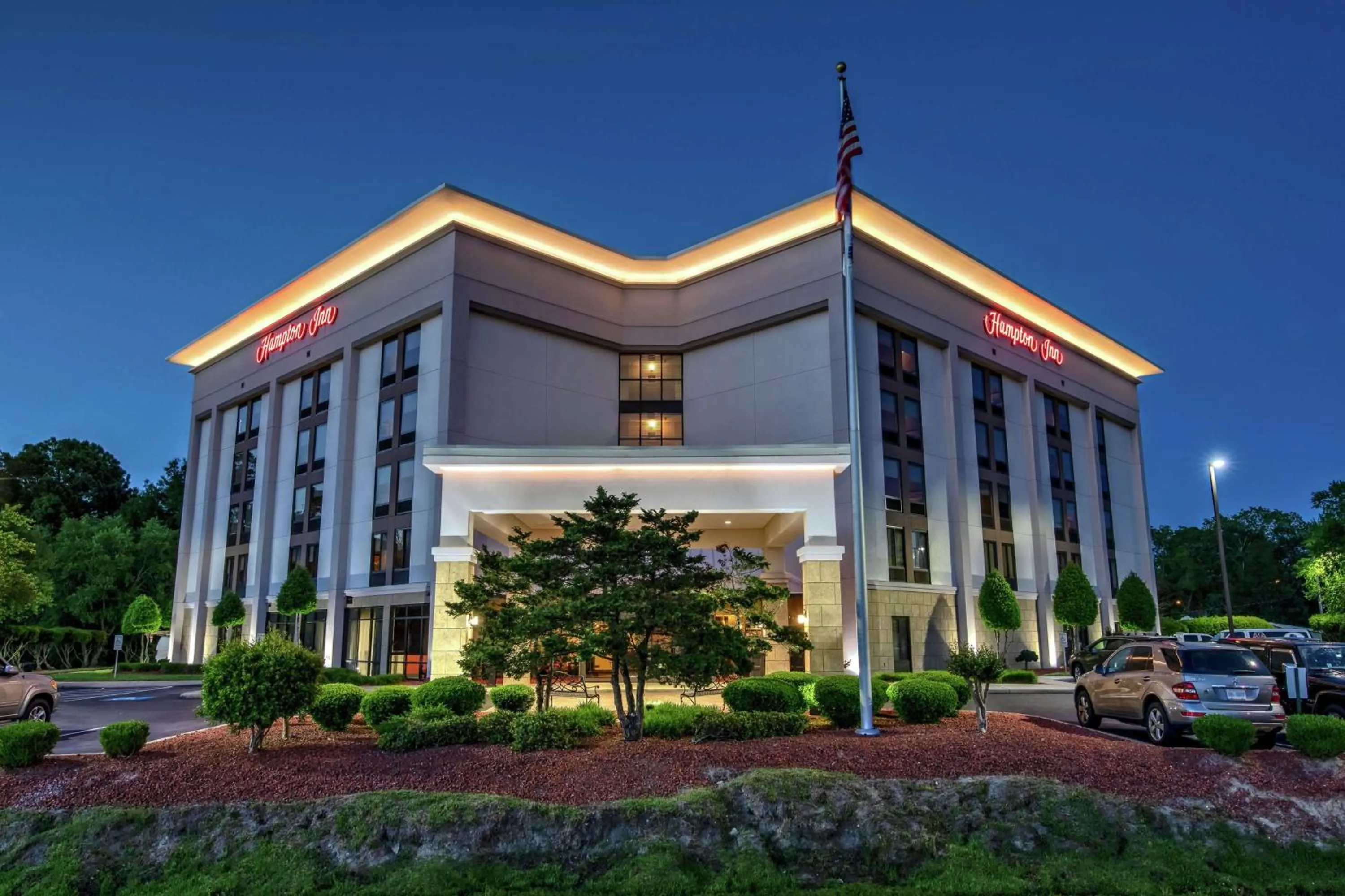 Property building in Hampton Inn Elizabeth City
