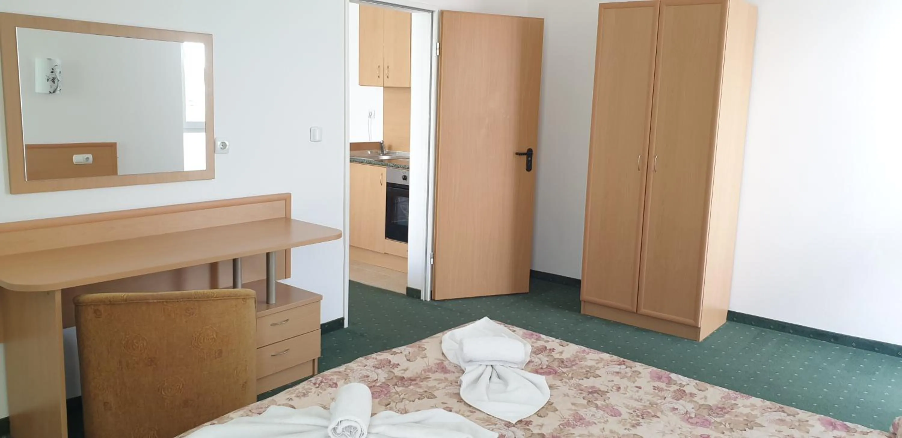 Photo of the whole room in Sunny Day Club Hotel