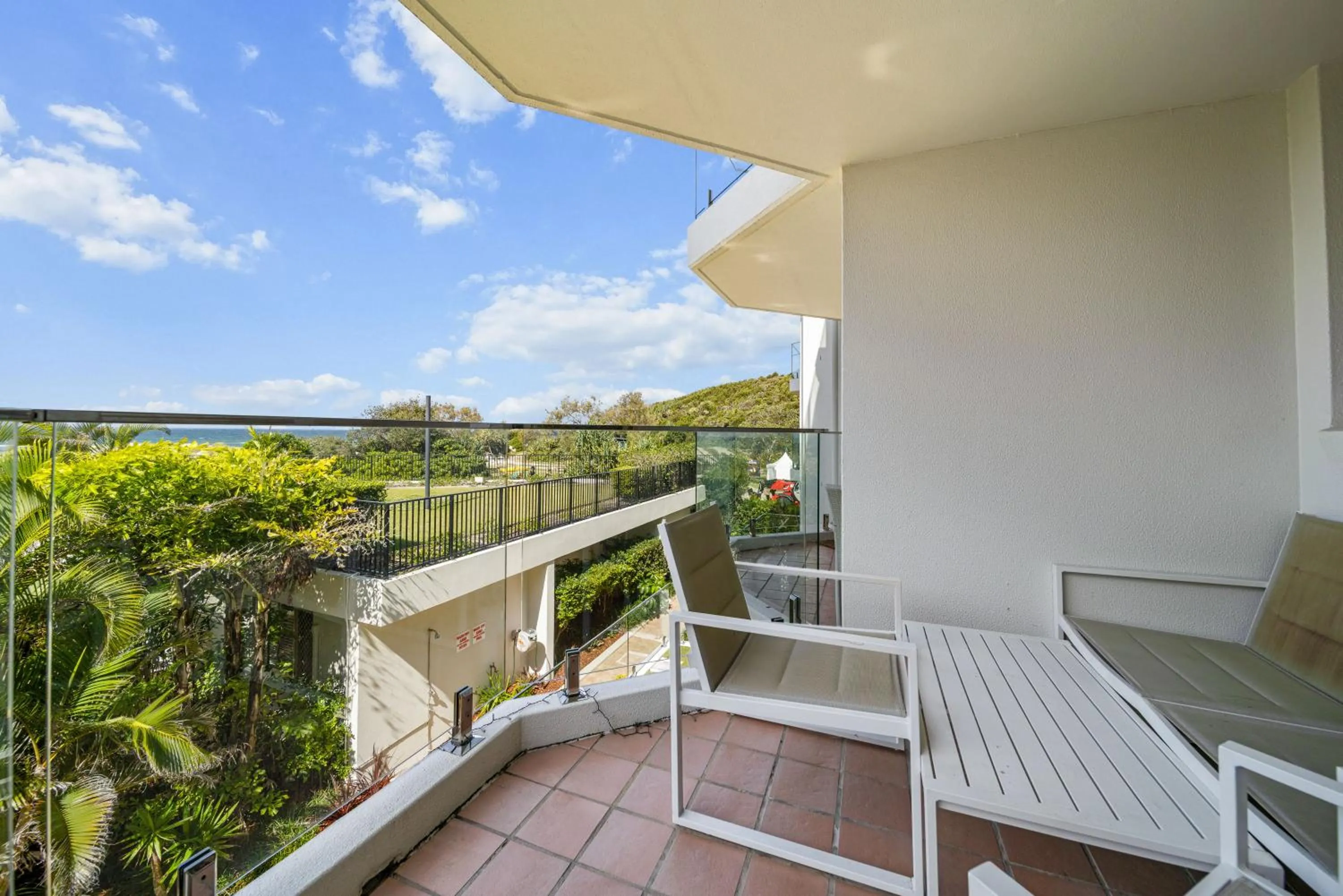 Sandcastles On Currumbin Beachfront, Gold Coast