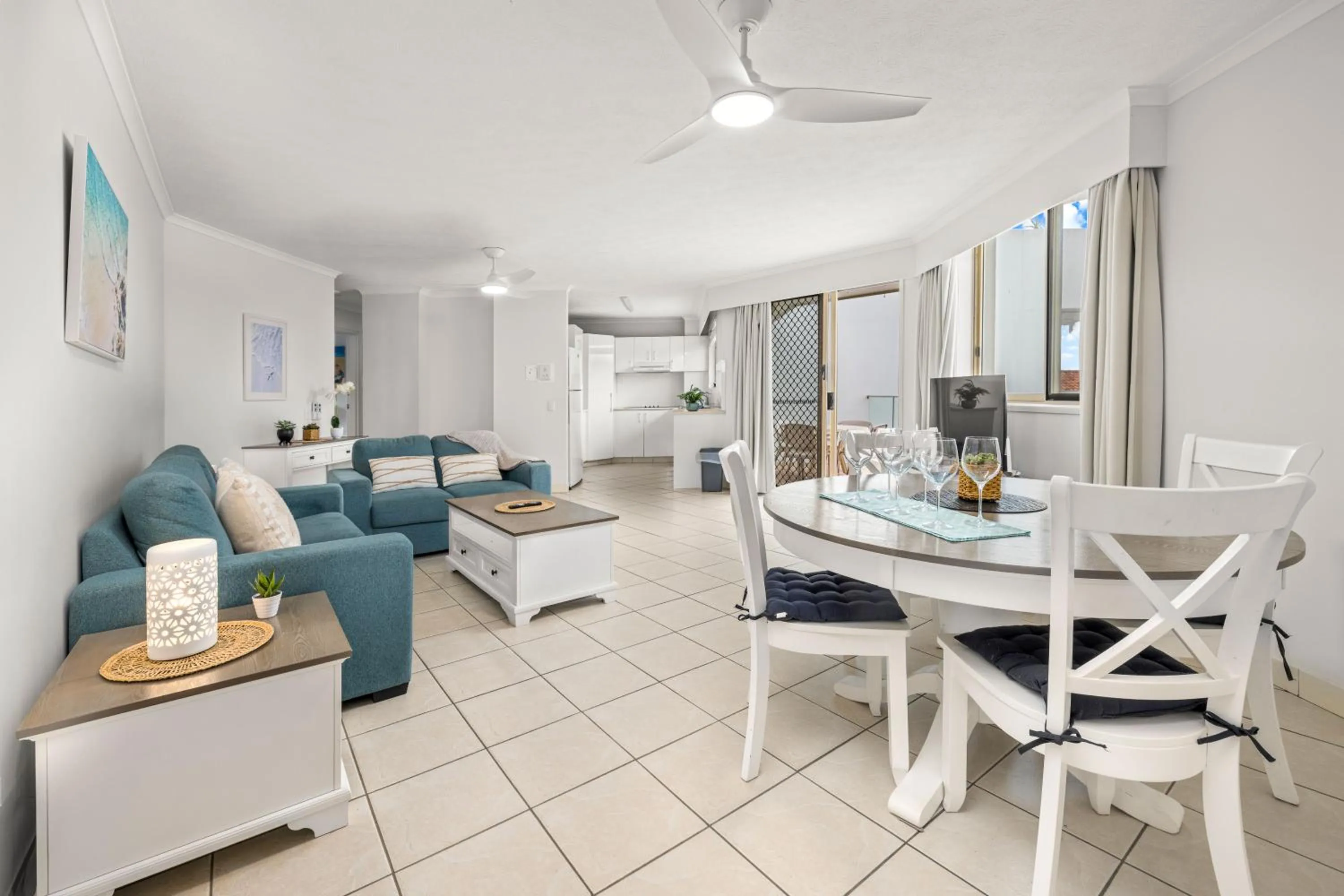 Sandcastles On Currumbin Beachfront, Gold Coast