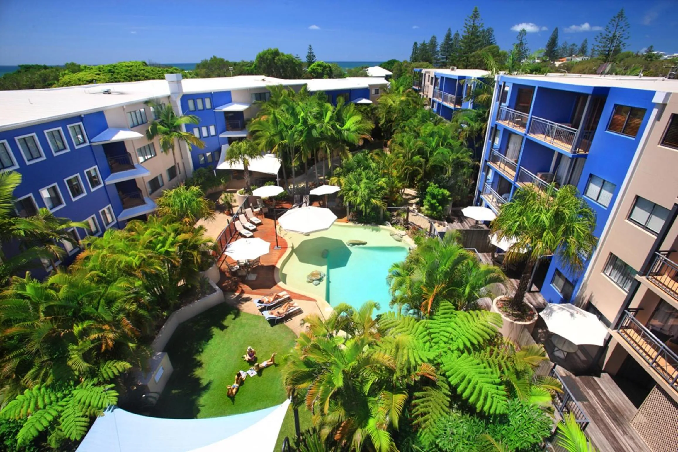 Facade/entrance in Portobello By The Sea