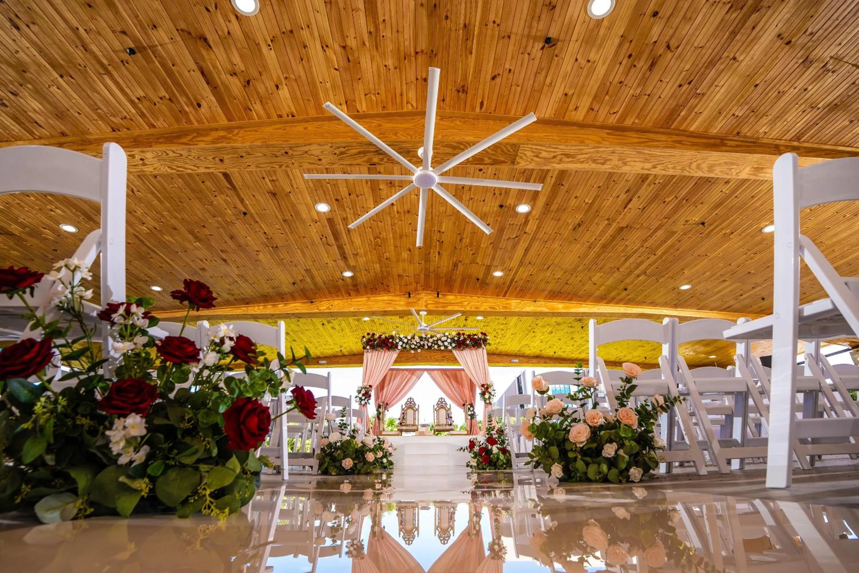 DoubleTree by Hilton at the Entrance to Universal Orlando