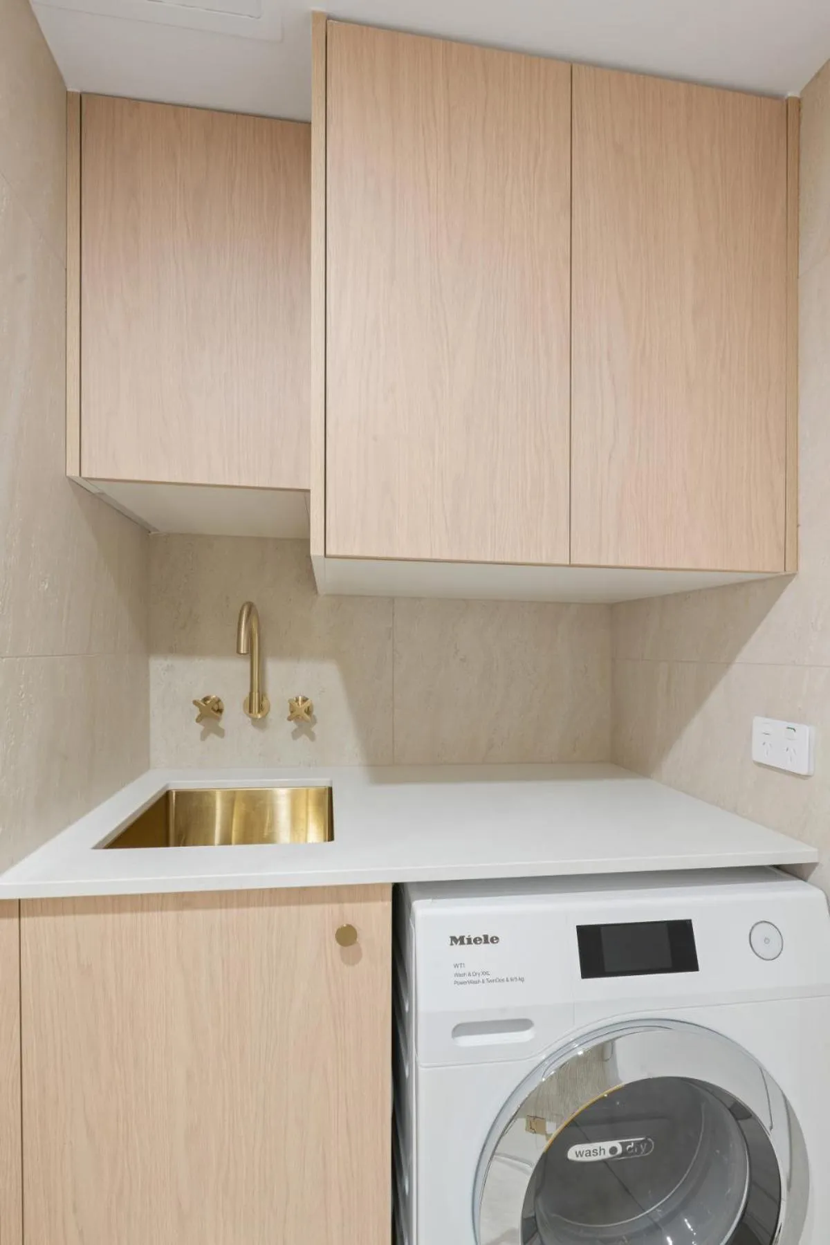 laundry in Burleigh Beach Tower