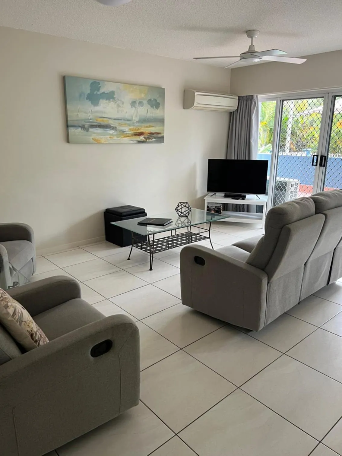 Living room in White Crest Apartments