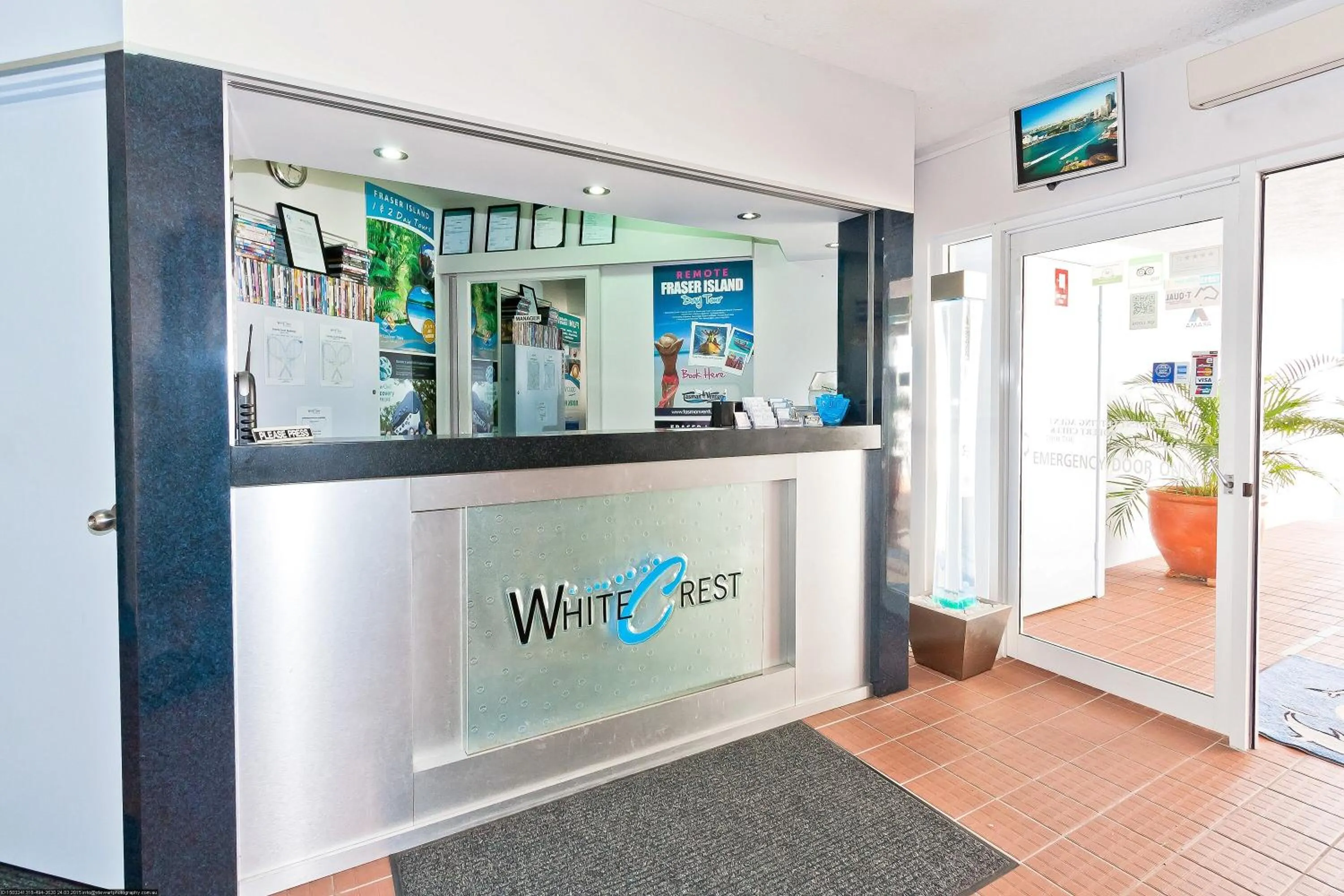 Lobby or reception in White Crest Apartments