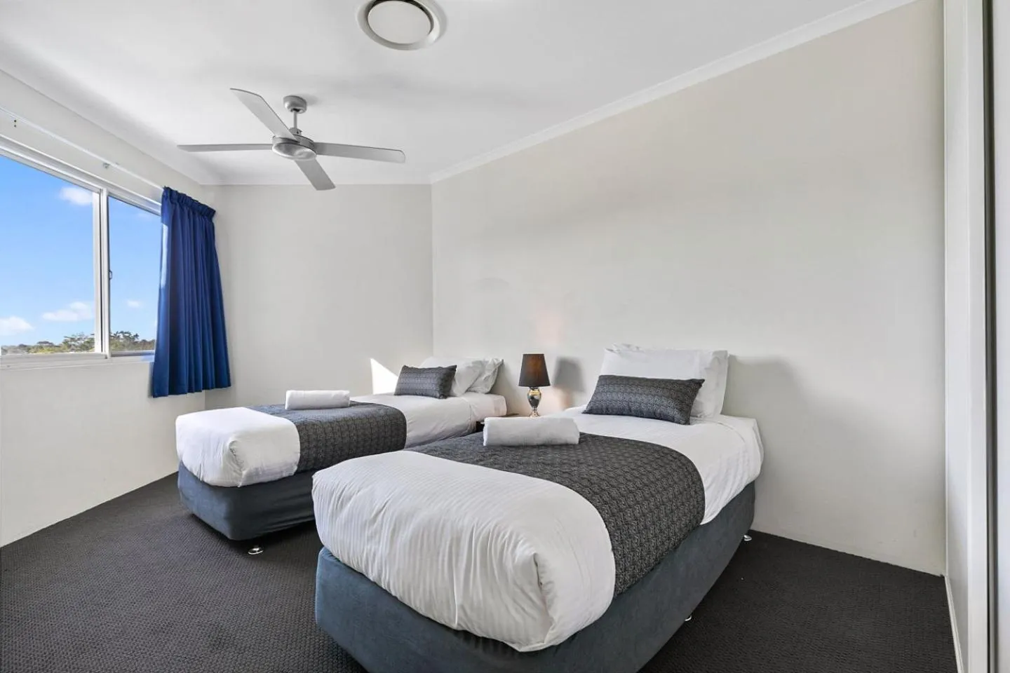 Bedroom, Bed in White Crest Apartments