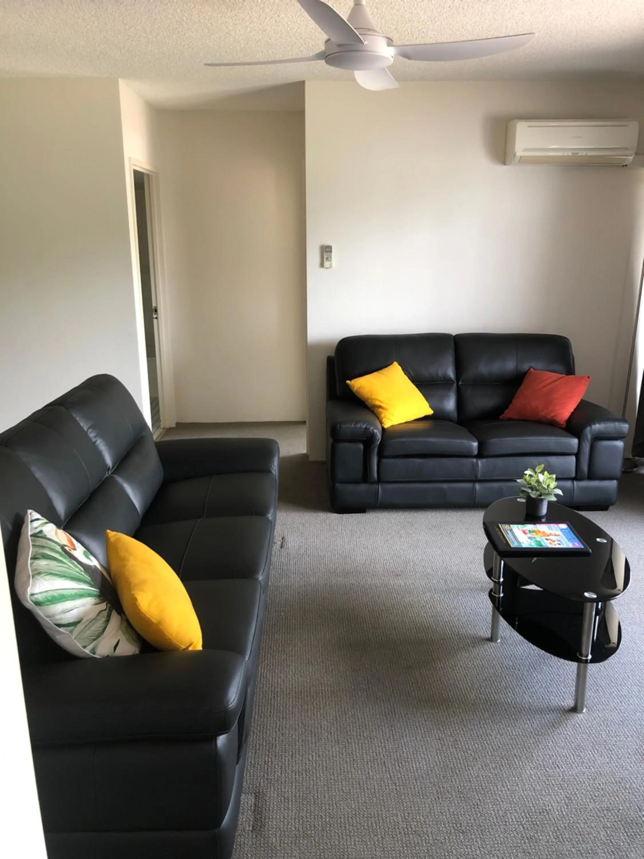 Living room in White Crest Apartments